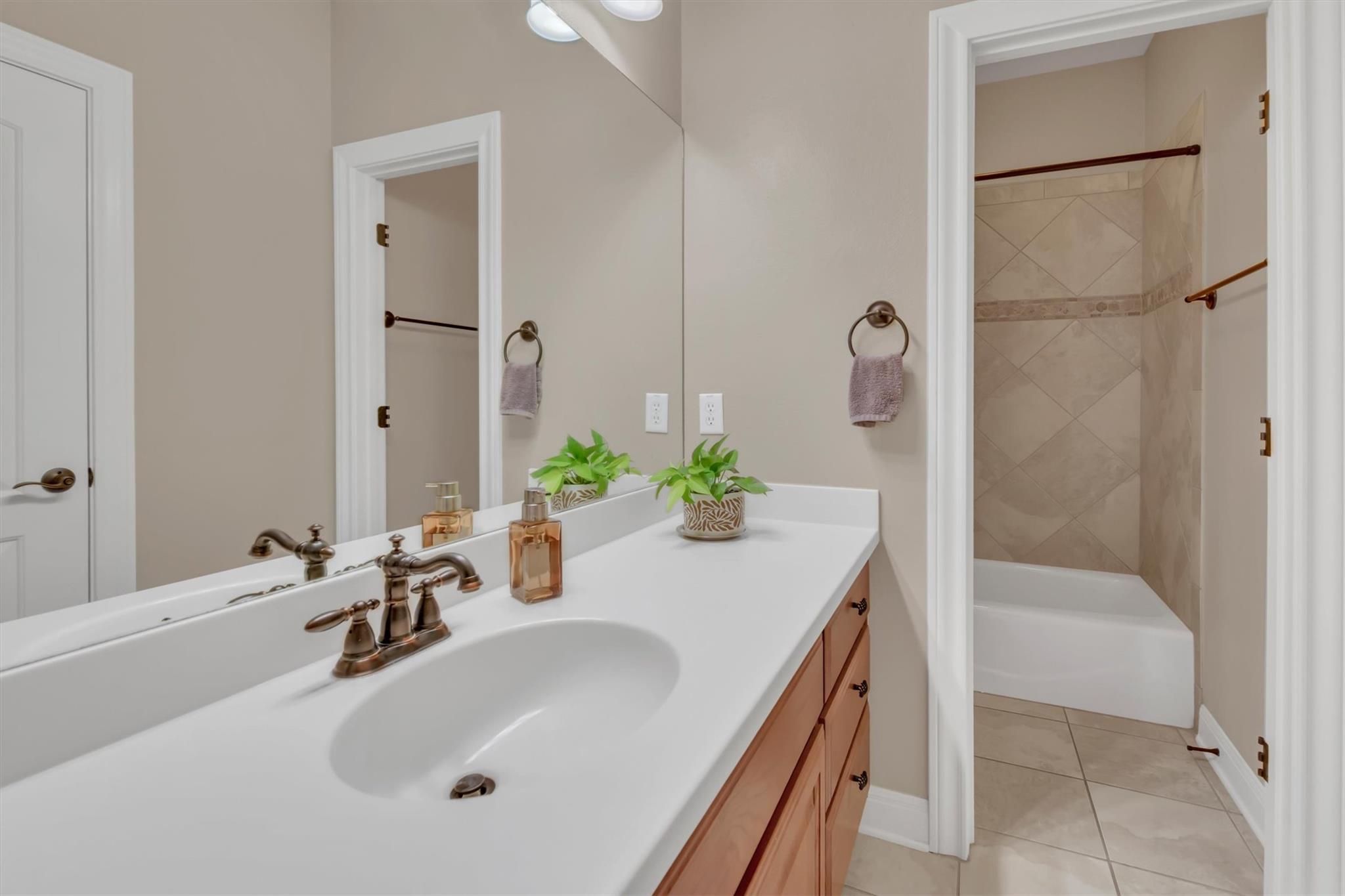 2000 Rio Mesa Dr, Austin, TX 78732