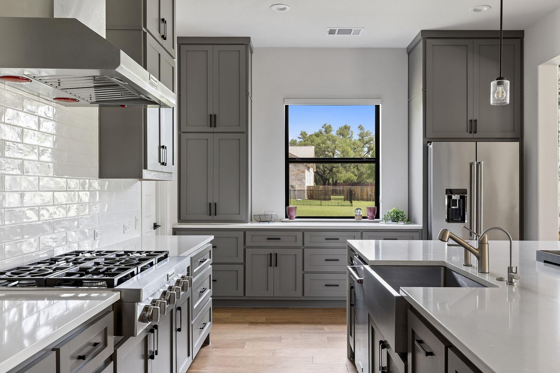 105 Ridge View Dr, Georgetown, TX 78628