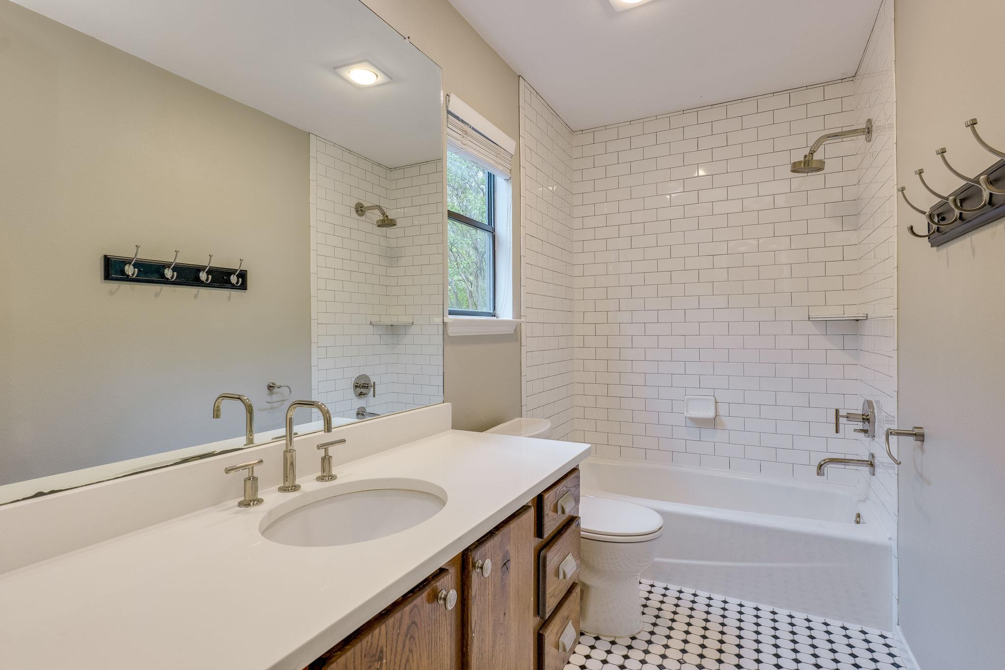 5711 Abilene Trl, Austin, TX 78749