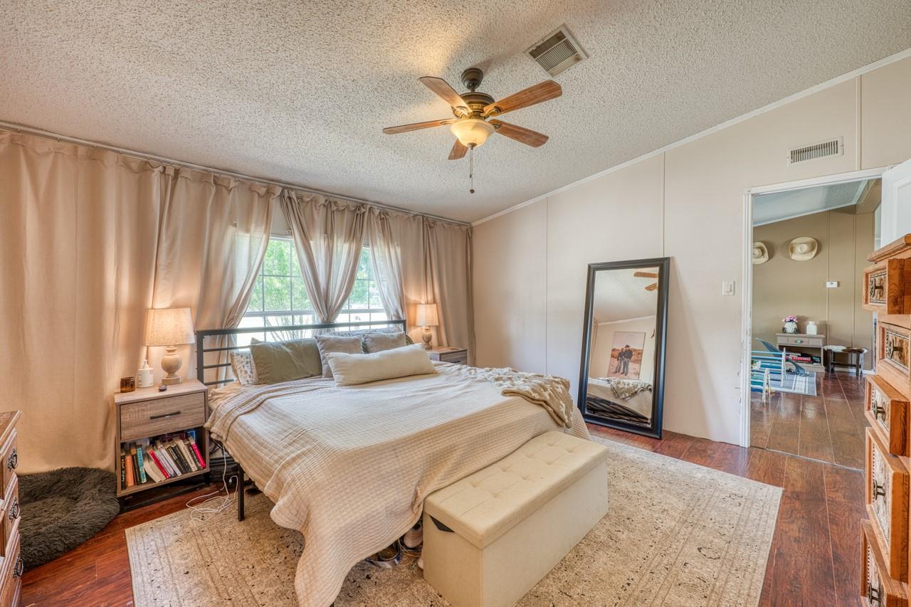 815 County Road 226, Florence, TX 76527