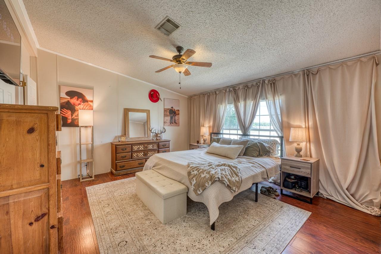 815 County Road 226, Florence, TX 76527