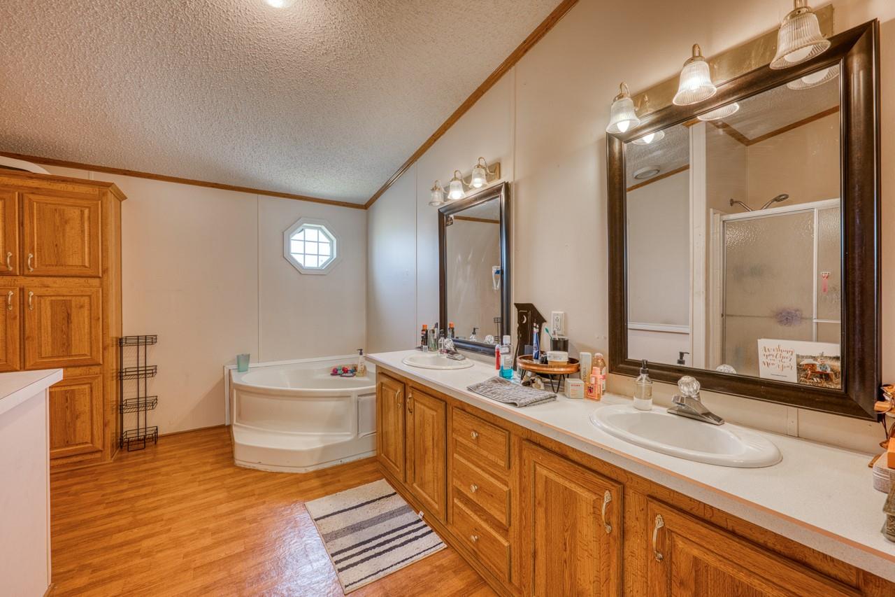 815 County Road 226, Florence, TX 76527