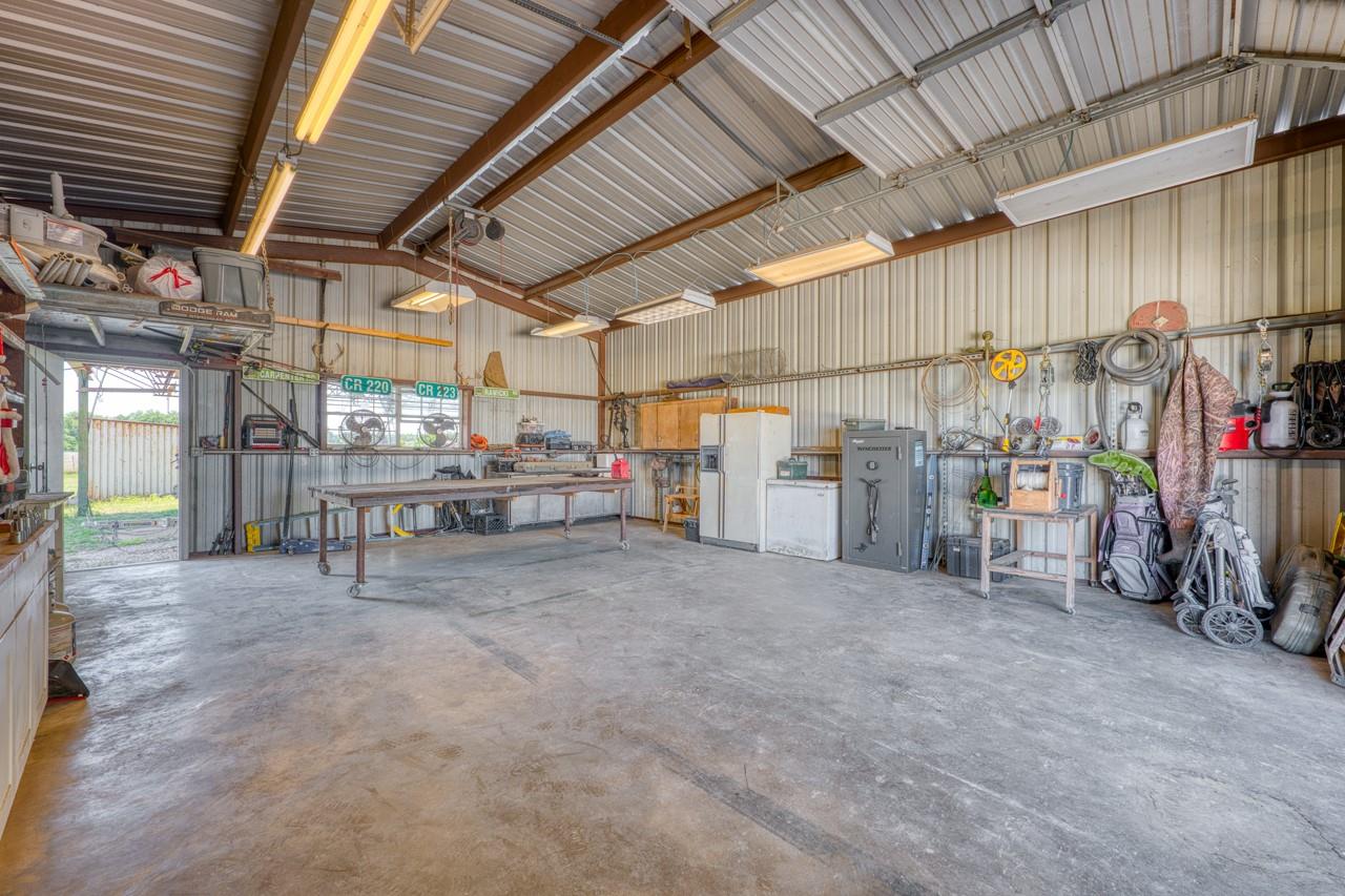 815 County Road 226, Florence, TX 76527