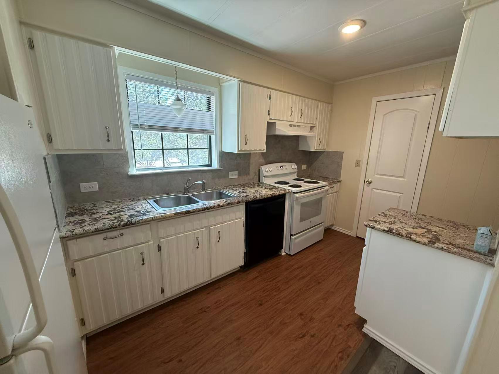 23393 Nameless Rd # 113, Leander, TX 78641