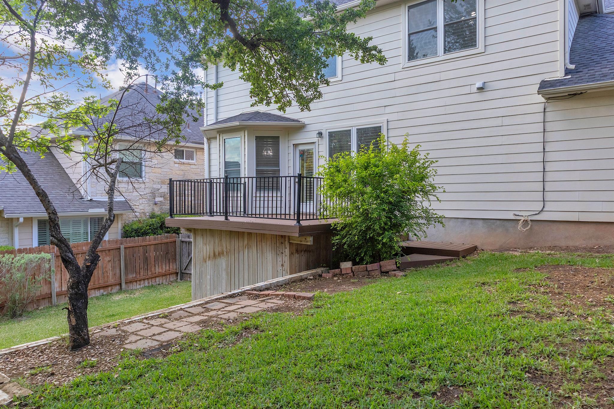 2604 Sterling Panorama Ct, Austin, TX 78738