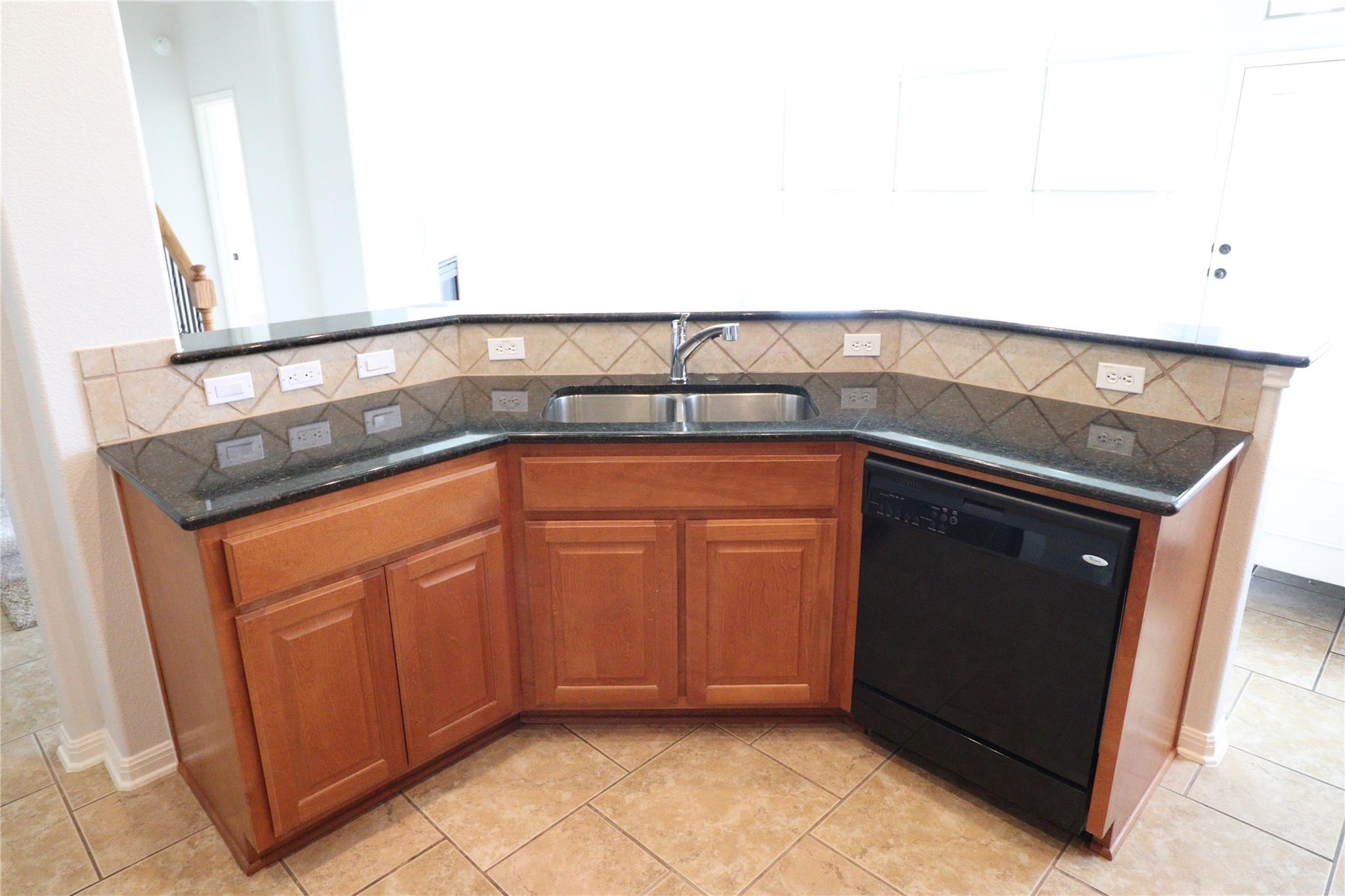 1917 Kempwood Loop, Round Rock, TX 78665