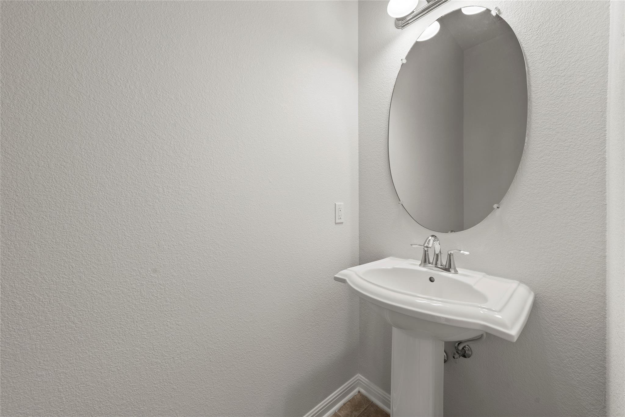 1917 Kempwood Loop, Round Rock, TX 78665