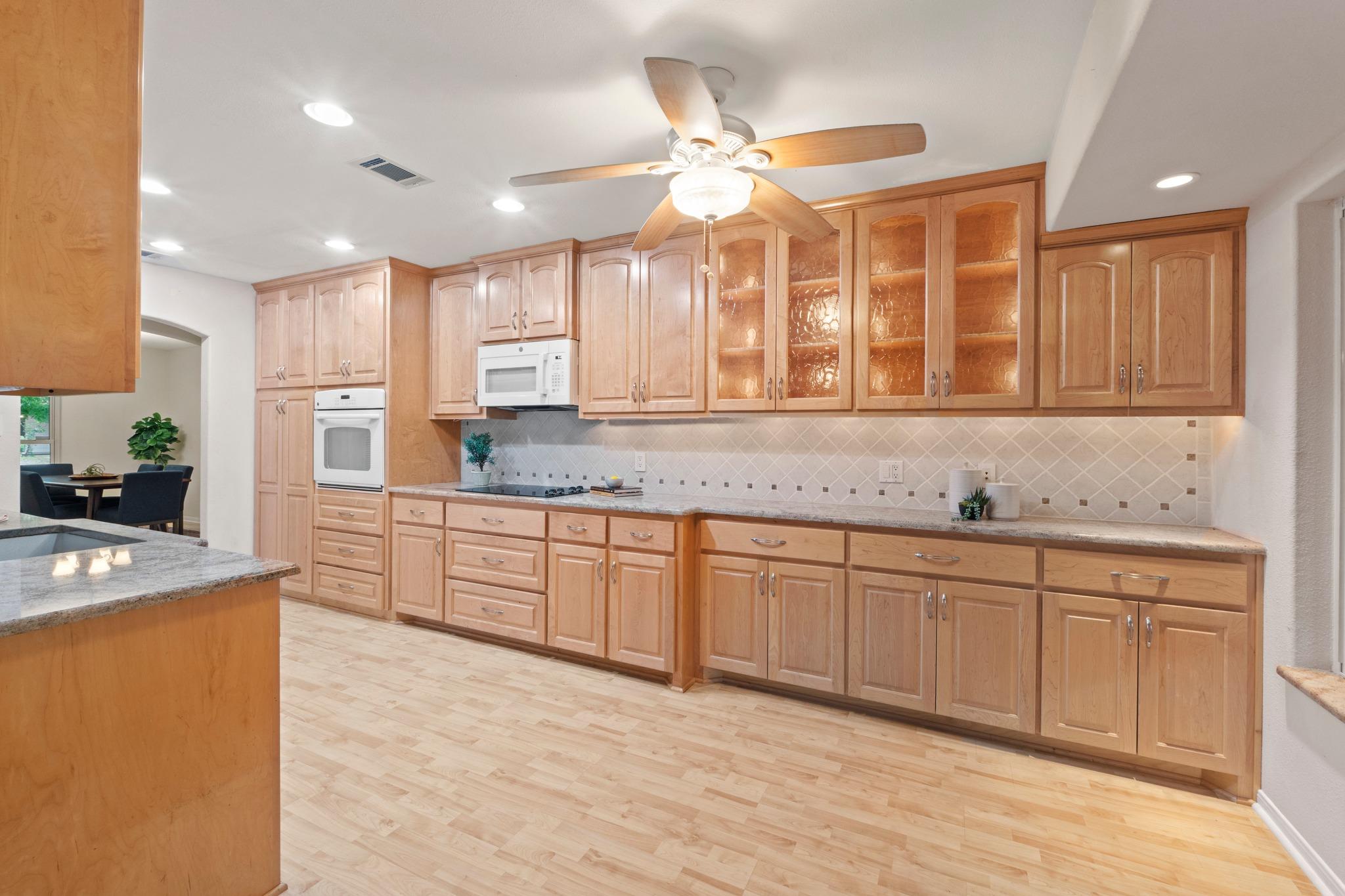 8610 Melshire Dr, Austin, TX 78757