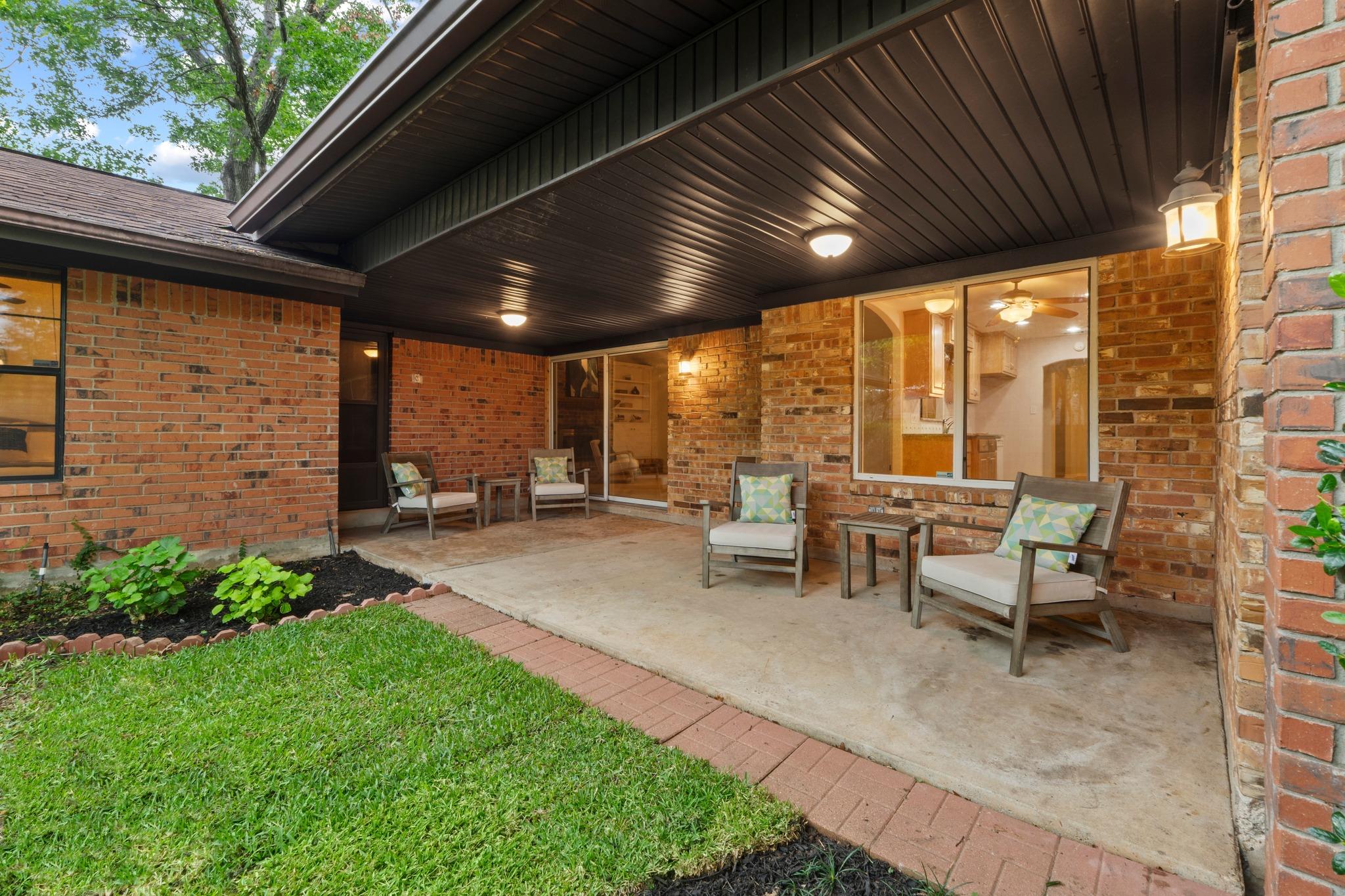 8610 Melshire Dr, Austin, TX 78757