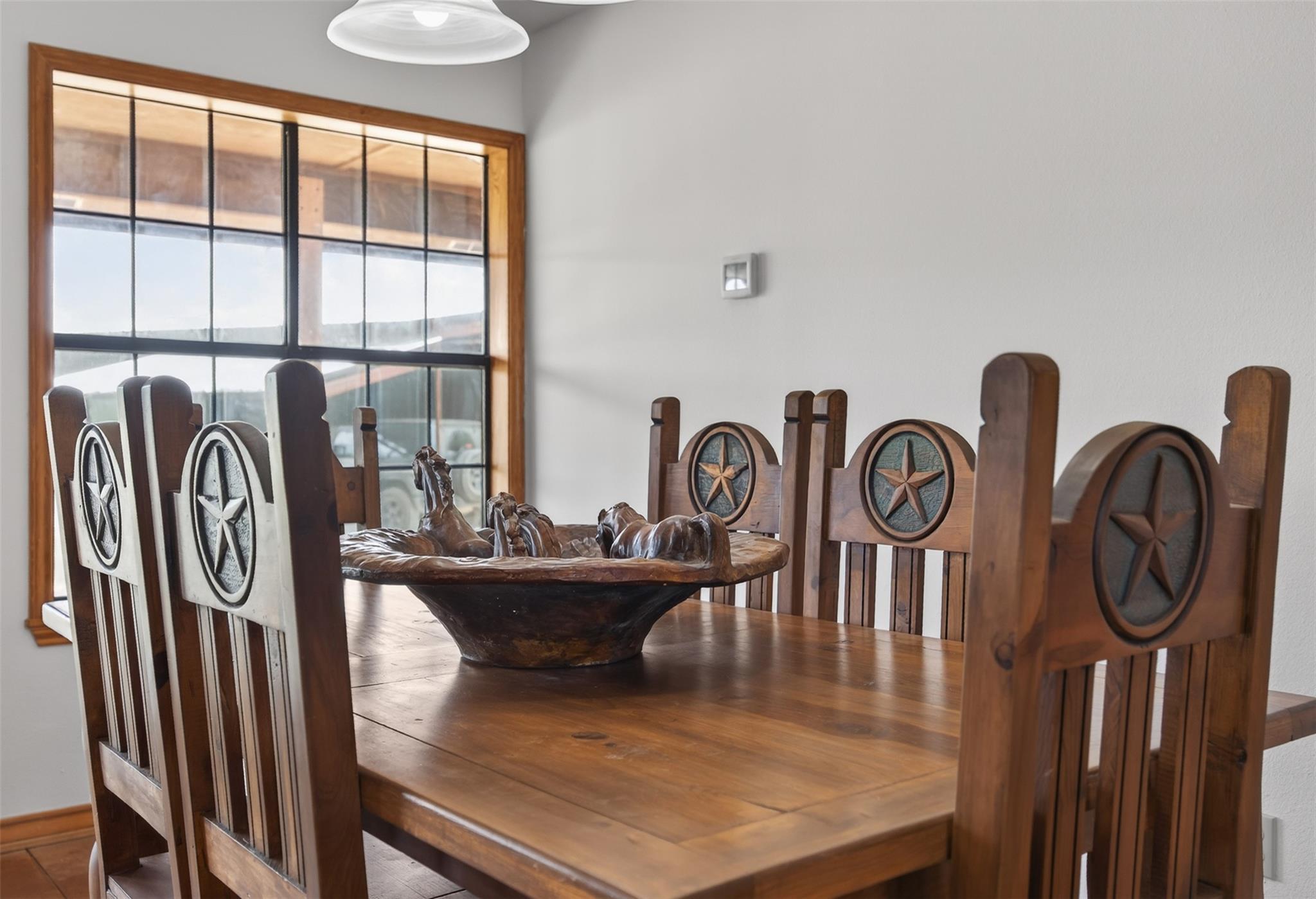 1077 Burdette Wells Rd, Lockhart, TX 78644