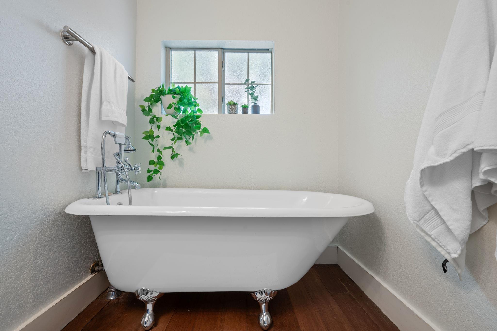 1137 Nickols Ave, Austin, TX 78721