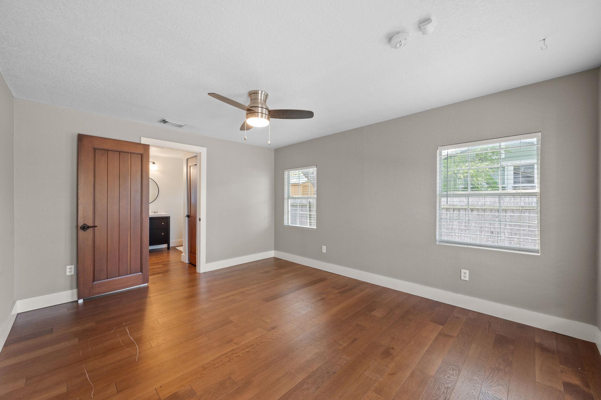 1137 Nickols Ave, Austin, TX 78721