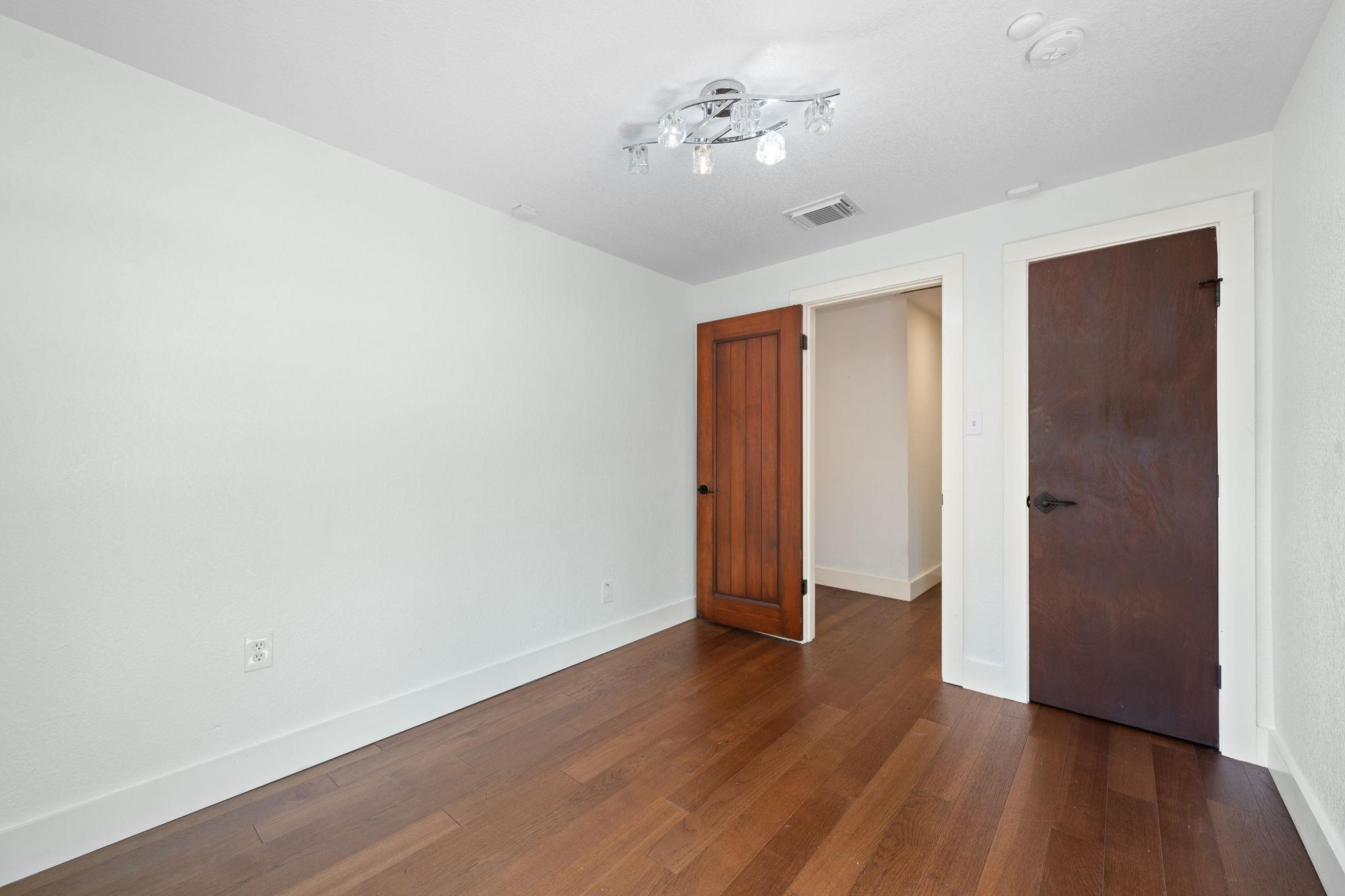 1137 Nickols Ave, Austin, TX 78721