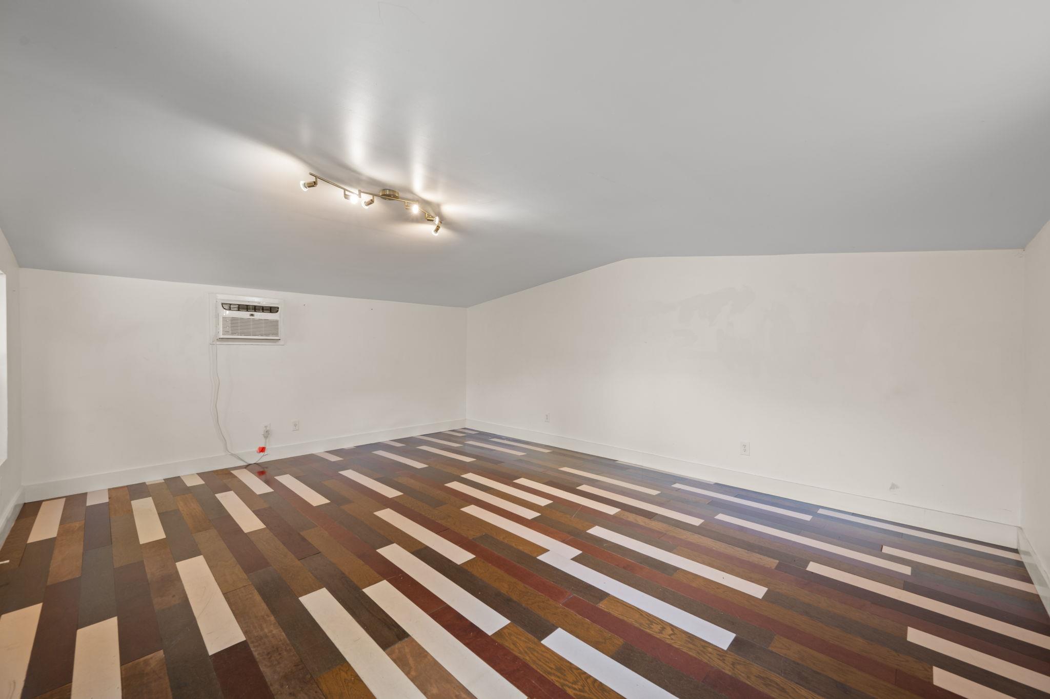 1137 Nickols Ave, Austin, TX 78721