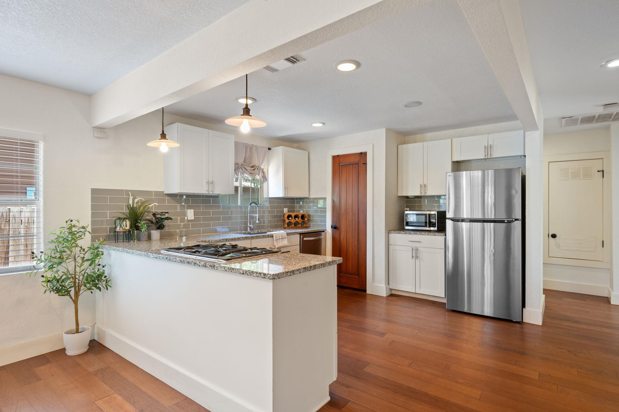 1137 Nickols Ave, Austin, TX 78721