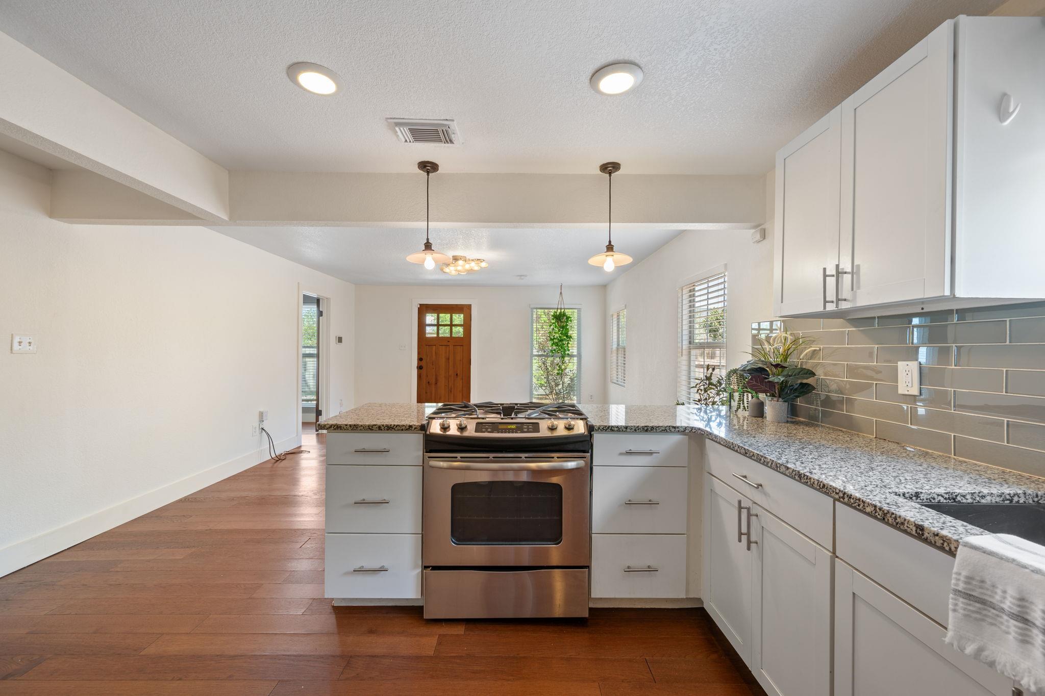 1137 Nickols Ave, Austin, TX 78721