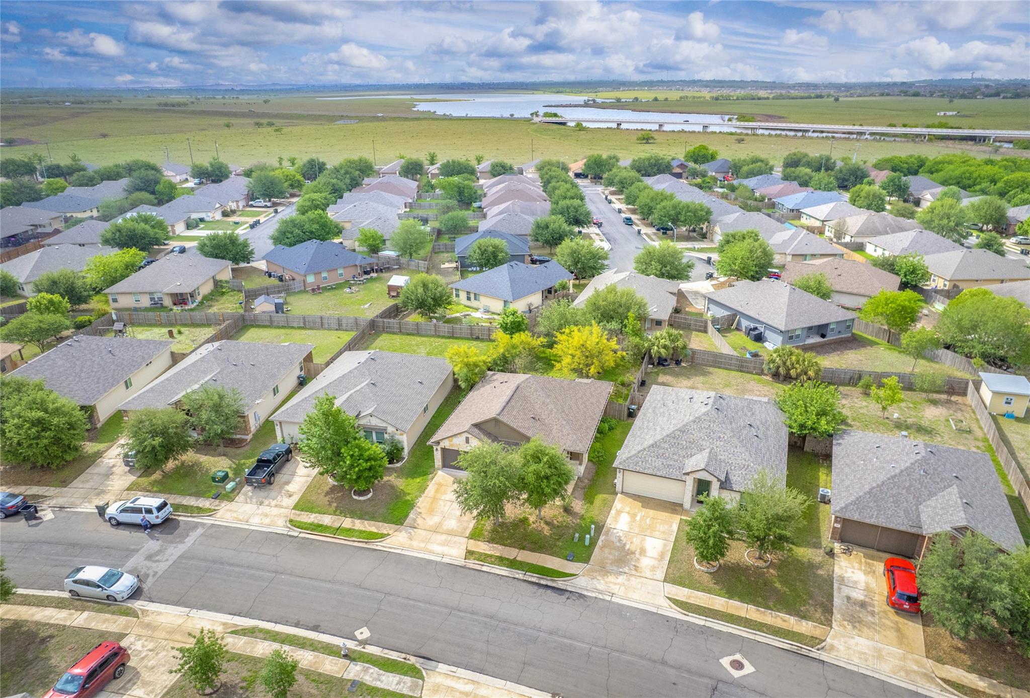 168 Cazador Dr, San Marcos, TX 78666