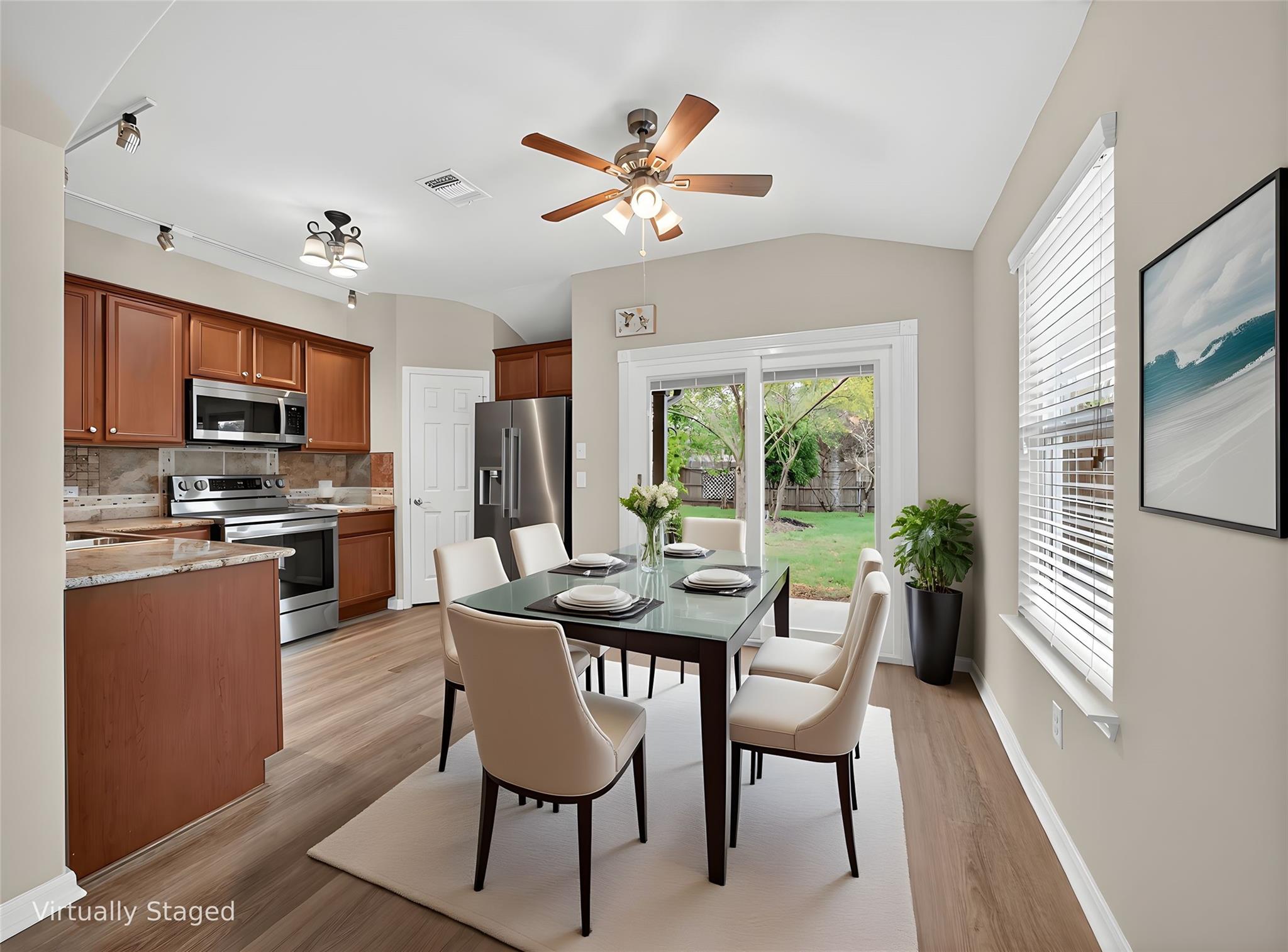 168 Cazador Dr, San Marcos, TX 78666