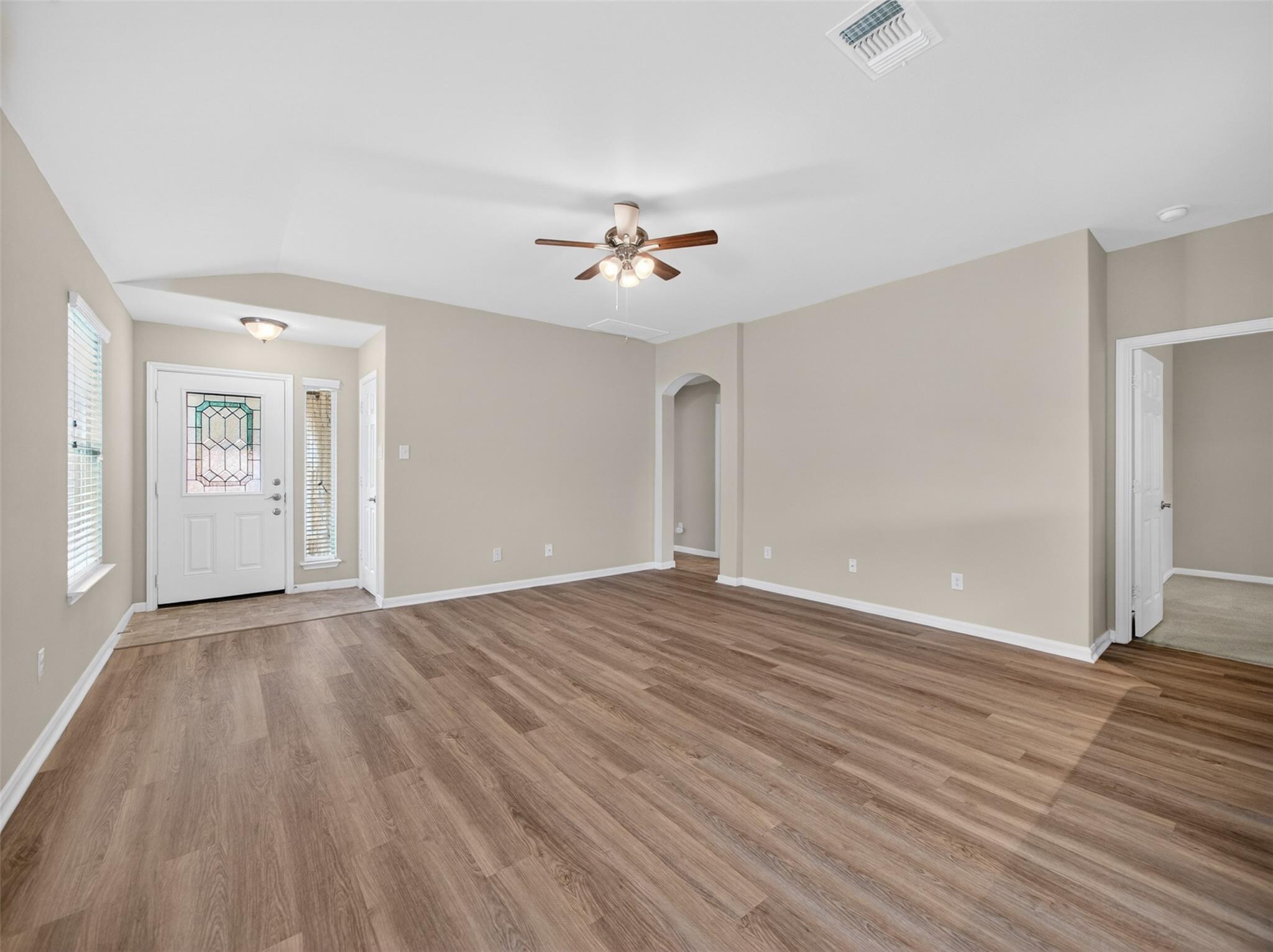 168 Cazador Dr, San Marcos, TX 78666