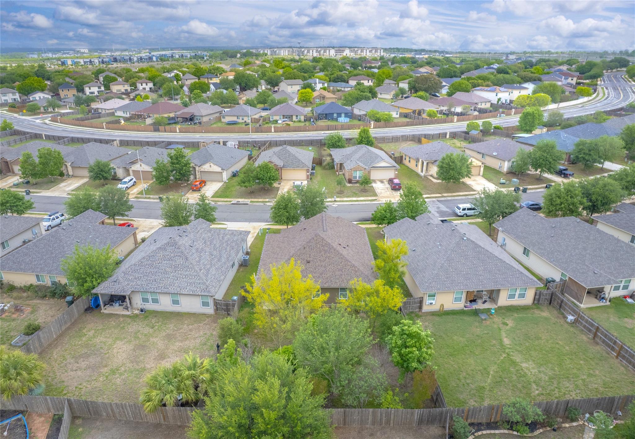 168 Cazador Dr, San Marcos, TX 78666