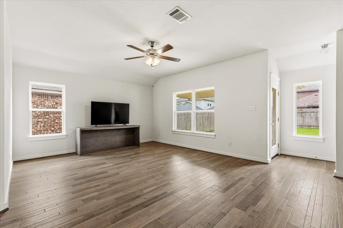 16908 Antioch Ave, Pflugerville, TX 78660