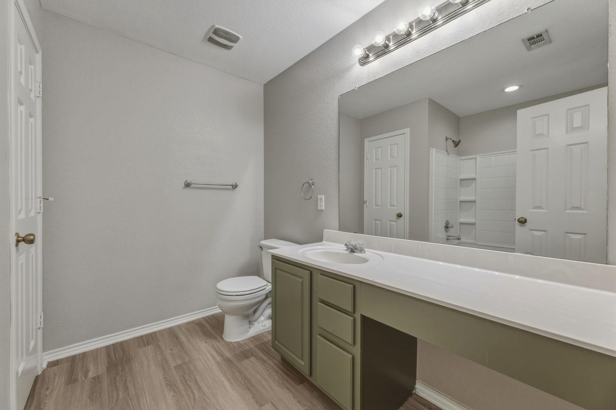 4209 Glacier Point Cv, Taylor, TX 76574