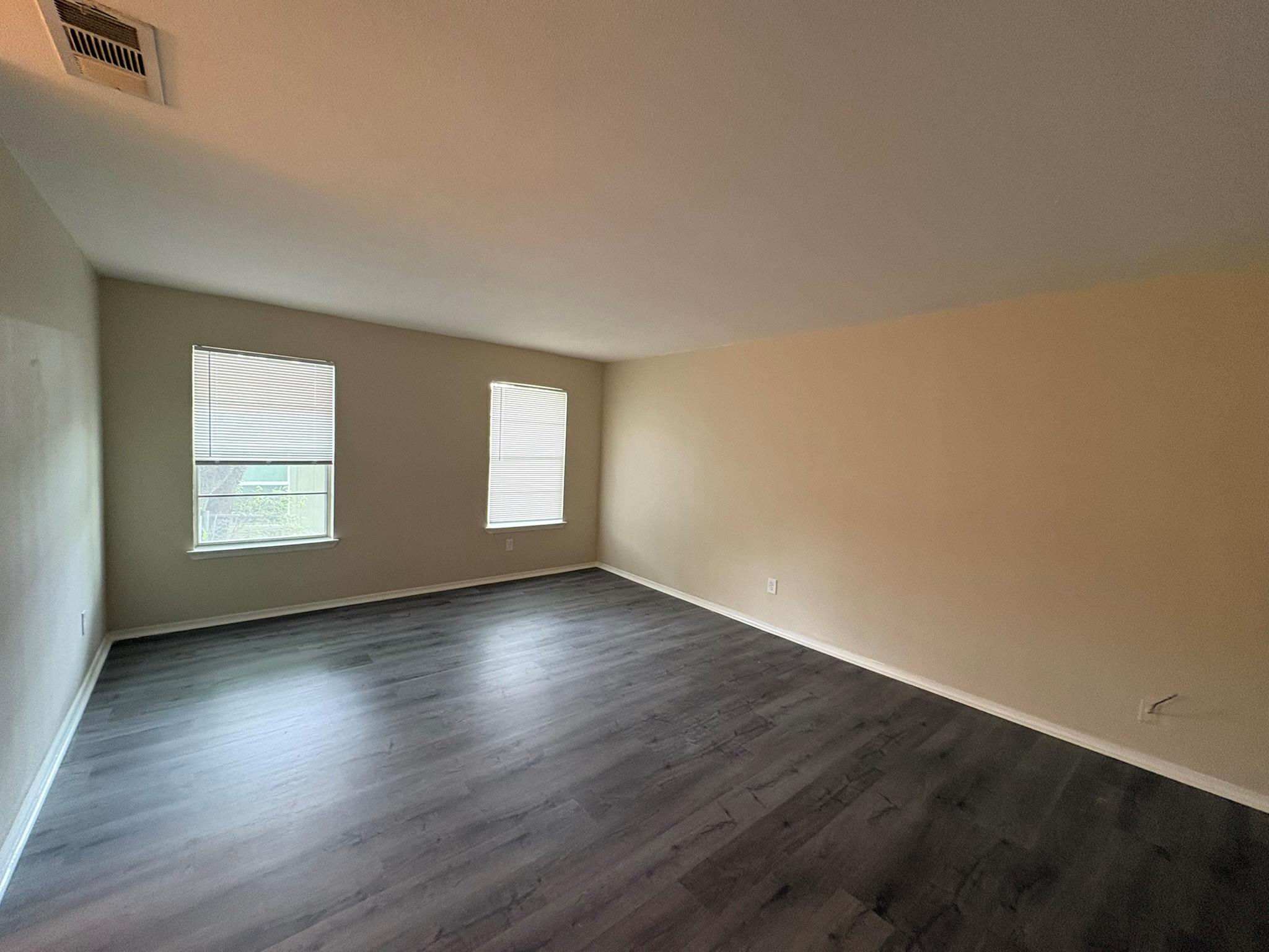 2524 CHAPARRAL Trl, Austin, TX 78744