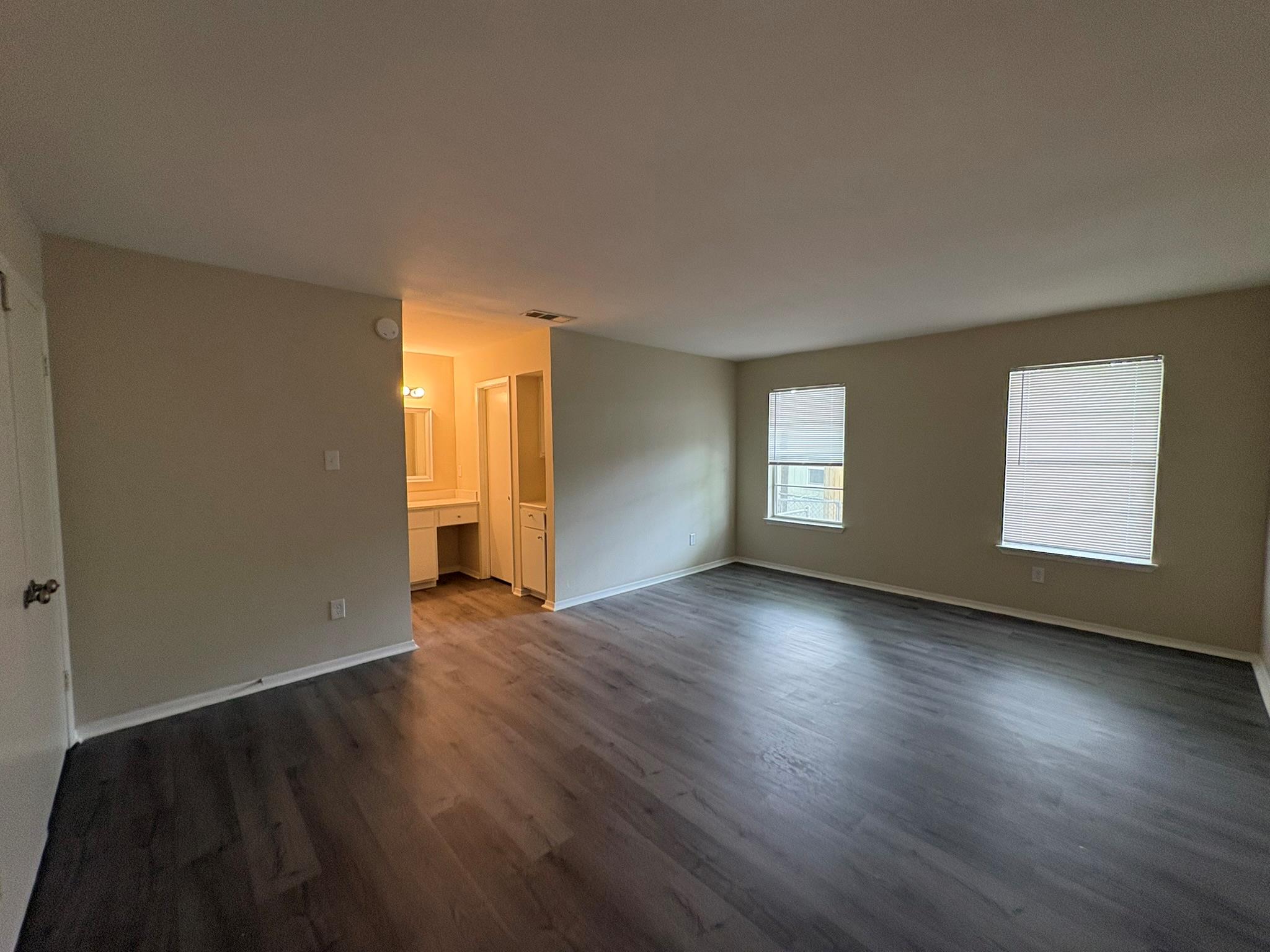 2524 CHAPARRAL Trl, Austin, TX 78744