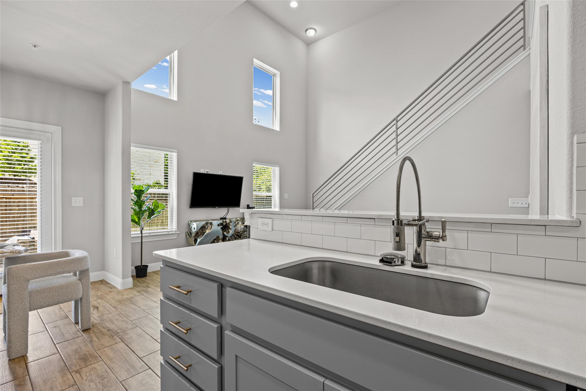 7200 Redding Dr, Austin, TX 78745