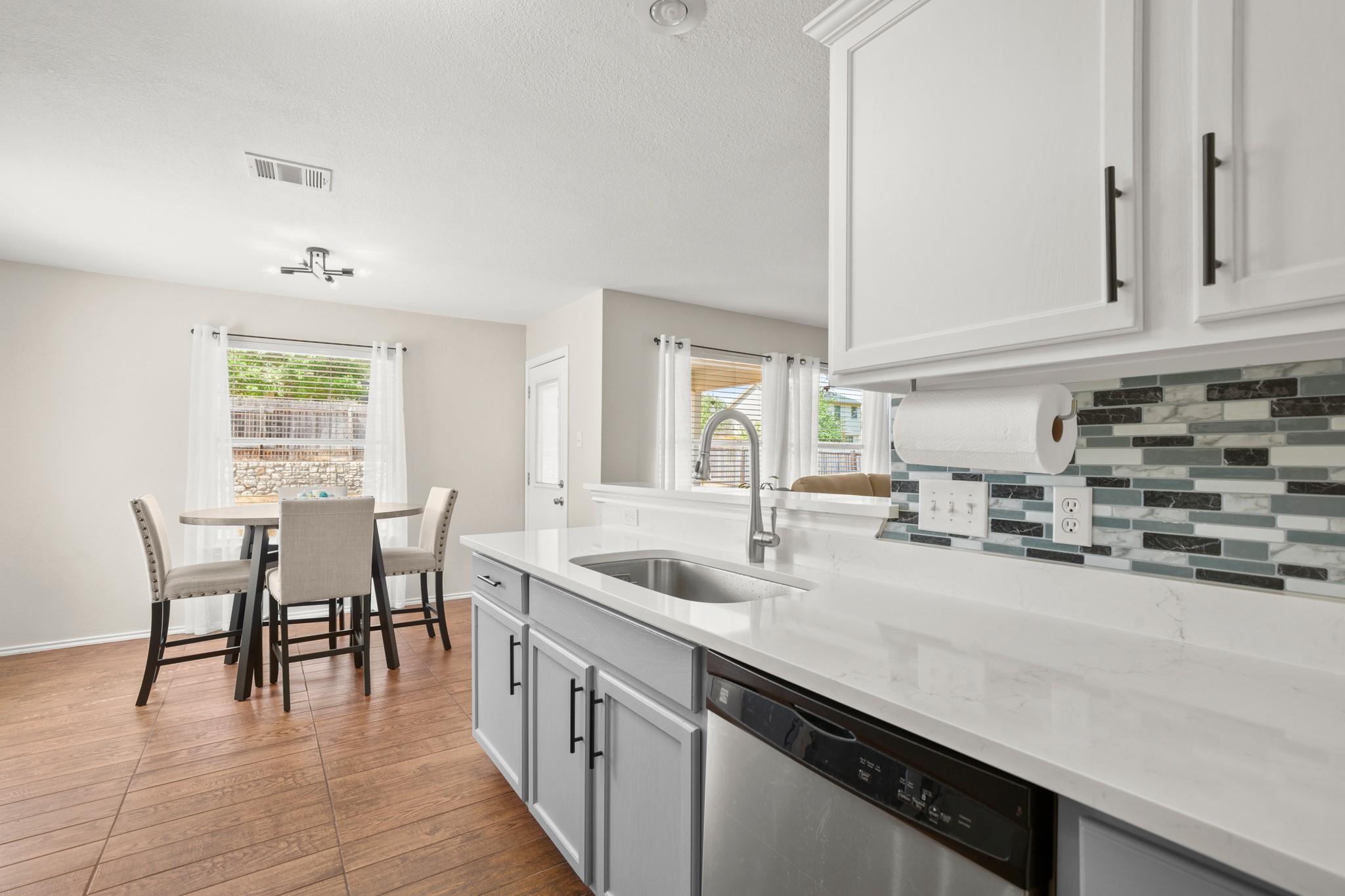 216 Sweet Leaf Ln, Pflugerville, TX 78660