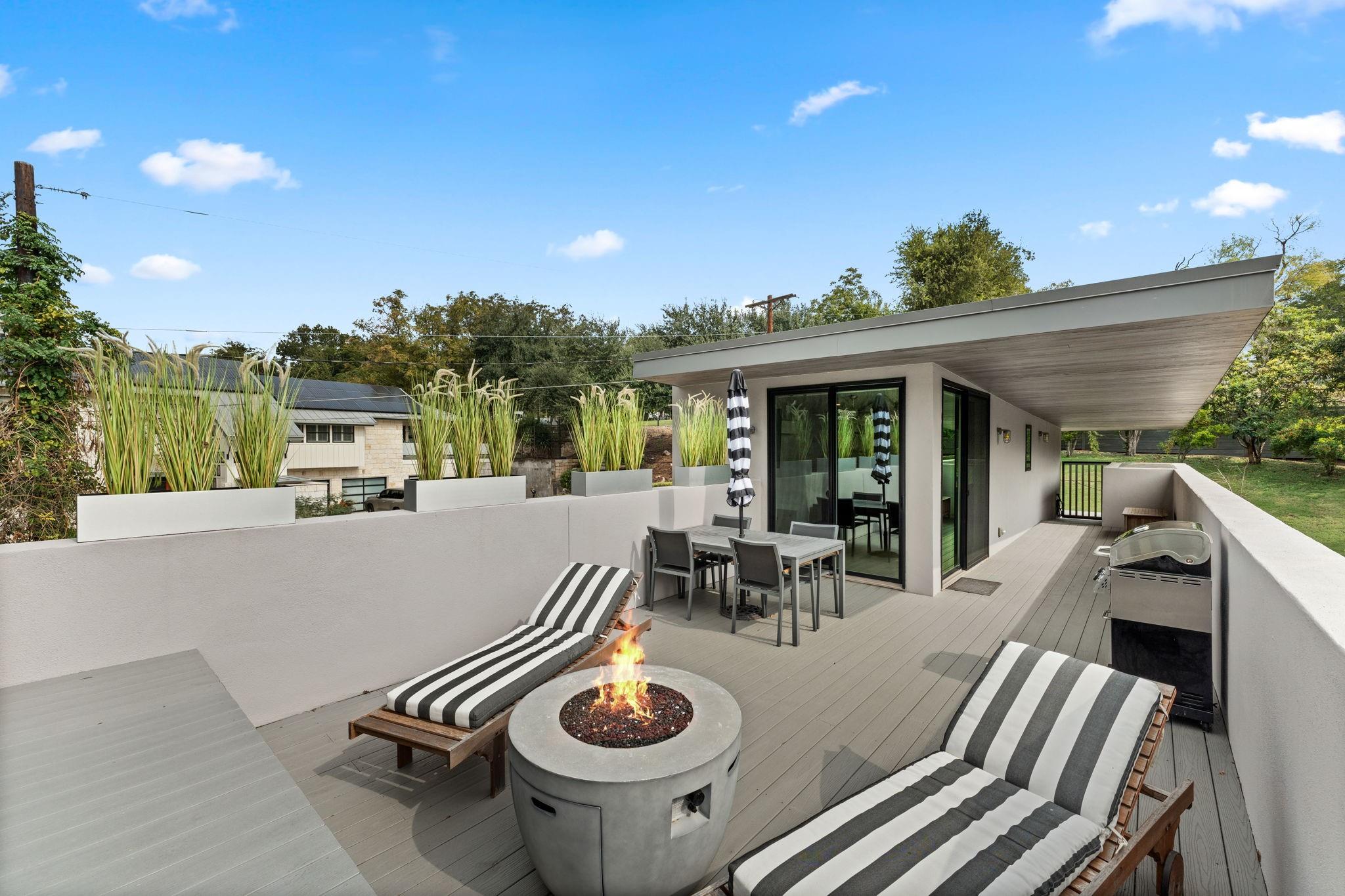 14011 Hummingbird Ln, Austin, TX 78732