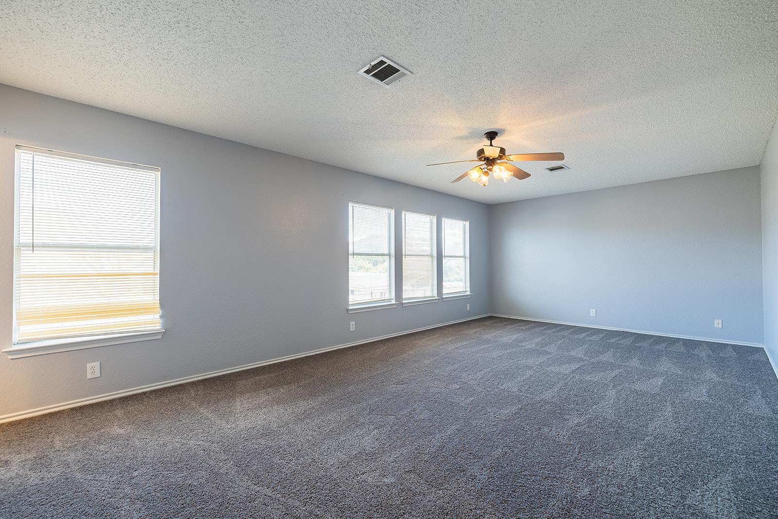 1240 Dexford Dr, Austin, TX 78753