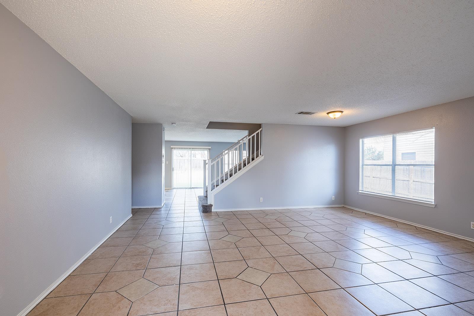 1240 Dexford Dr, Austin, TX 78753