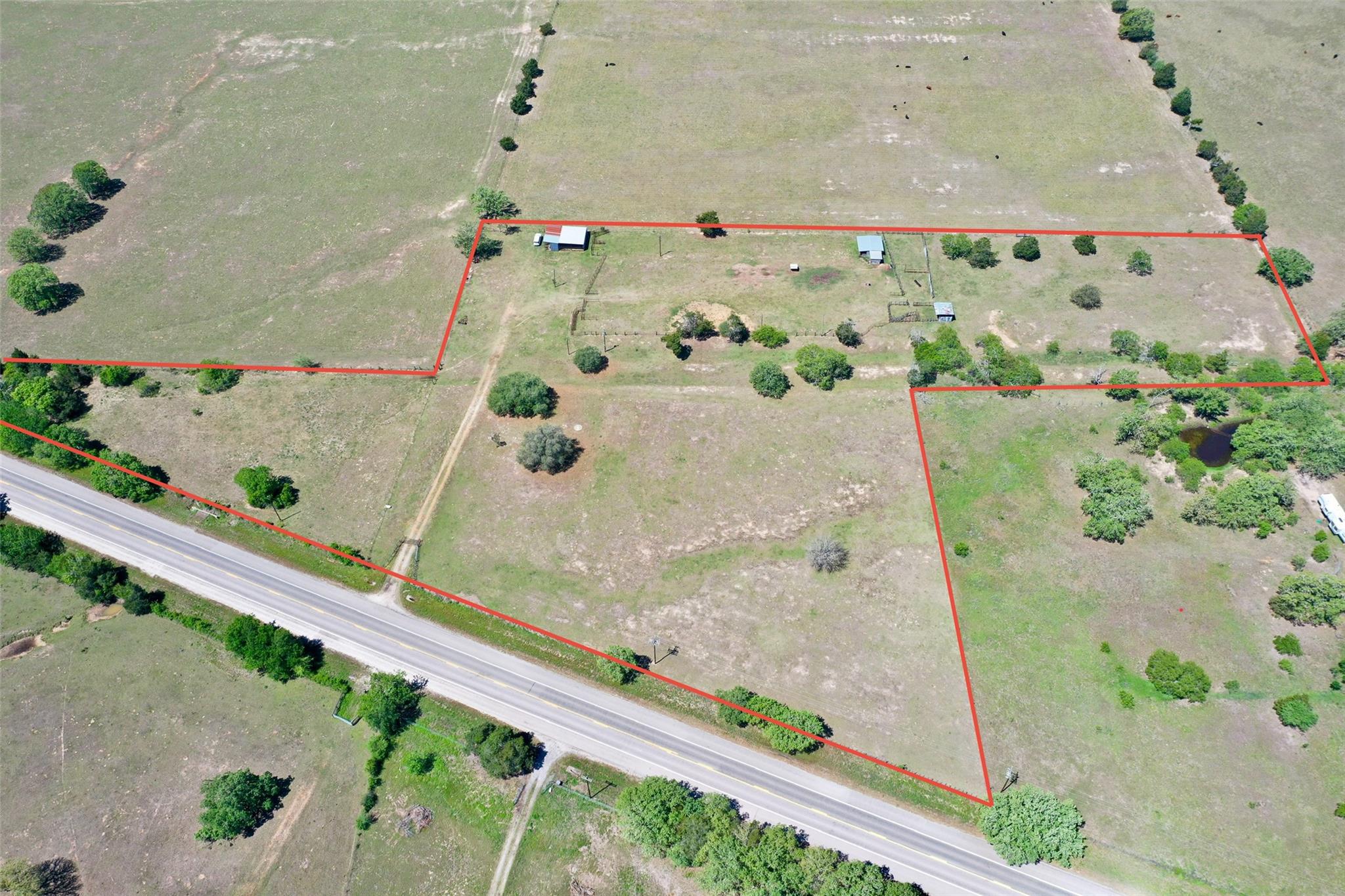 924 Hwy 95 S, Smithville, TX 78957