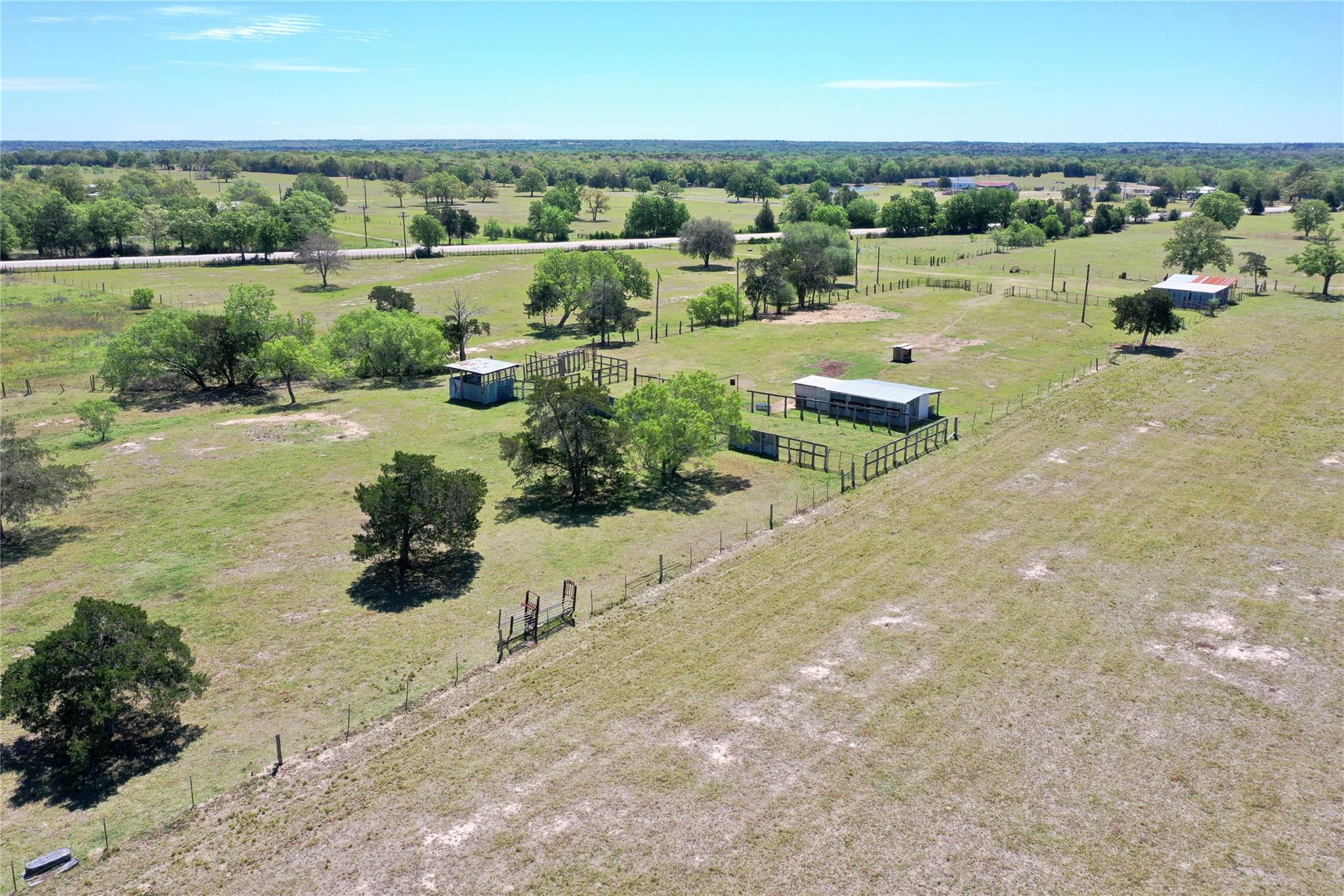 924 Hwy 95 S, Smithville, TX 78957