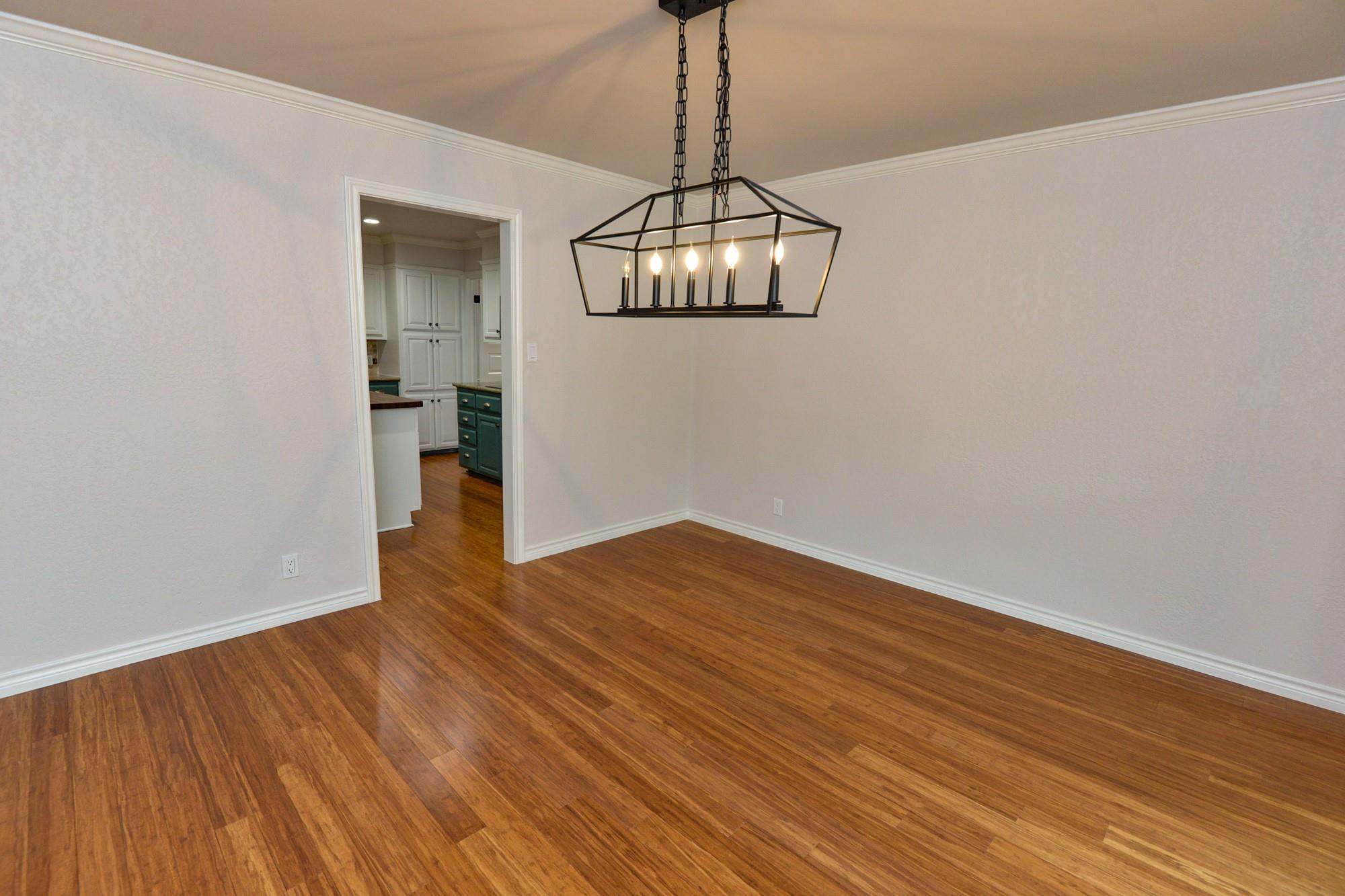 9801 Talleyran Dr, Austin, TX 78750