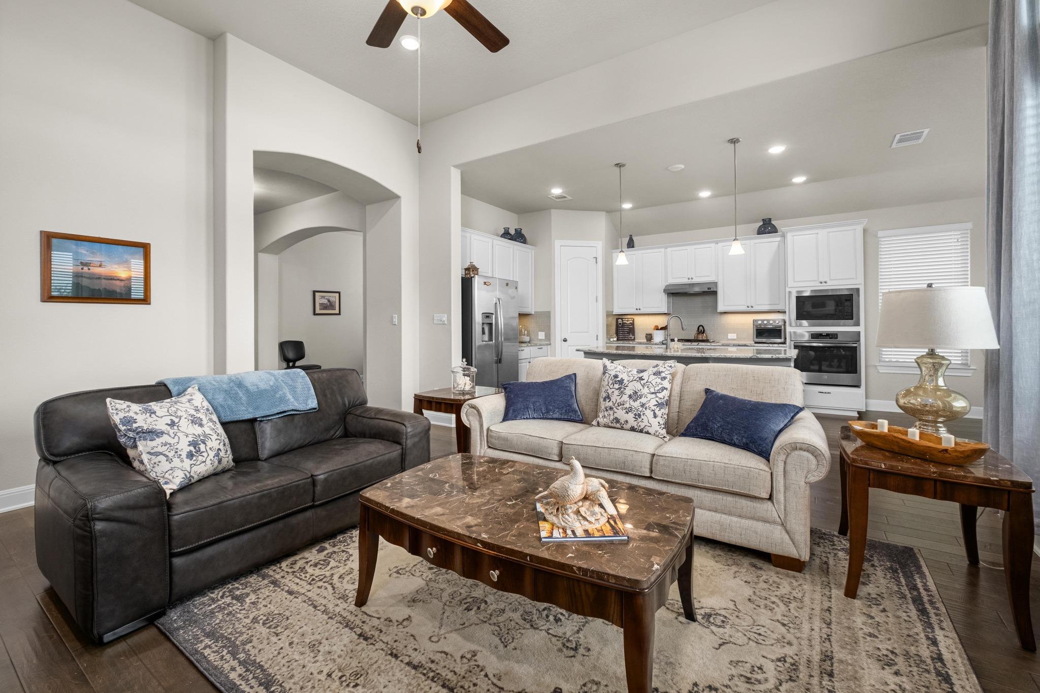 611 Founders Rdg, Dripping Springs, TX 78620