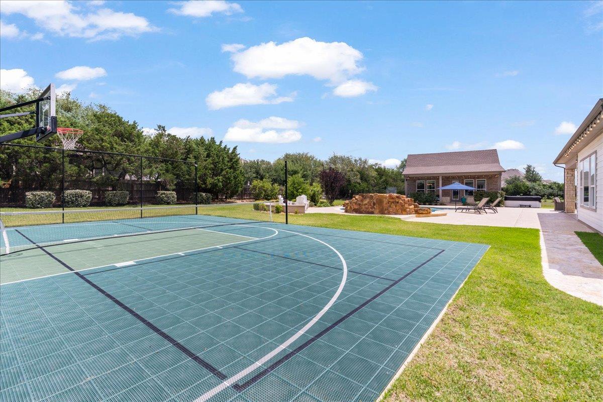 437 July Johnson Dr, Austin, TX 78737