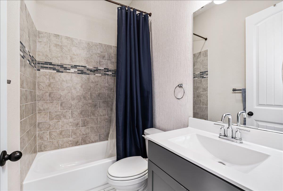 437 July Johnson Dr, Austin, TX 78737