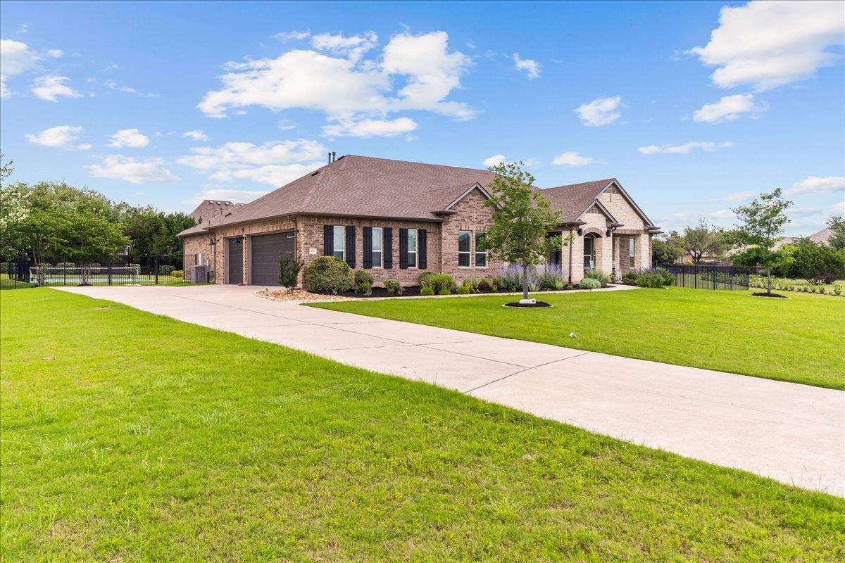 437 July Johnson Dr, Austin, TX 78737