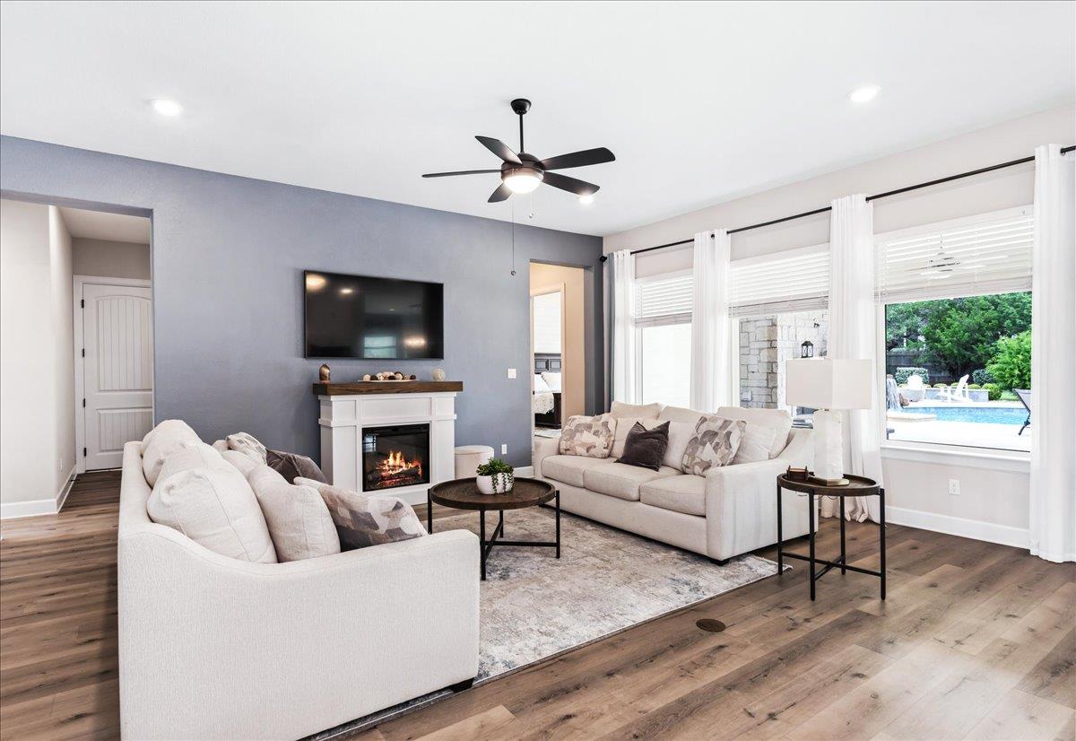 437 July Johnson Dr, Austin, TX 78737