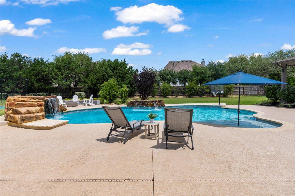 437 July Johnson Dr, Austin, TX 78737