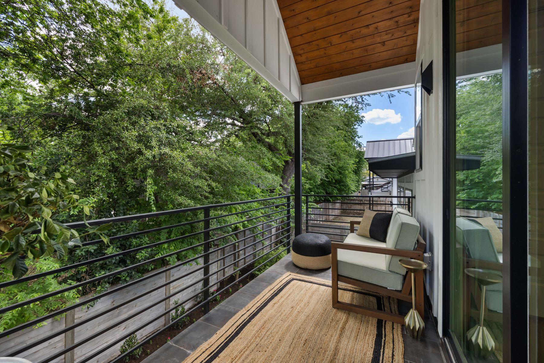 2711 Stacy Ln # 2, Austin, TX 78704