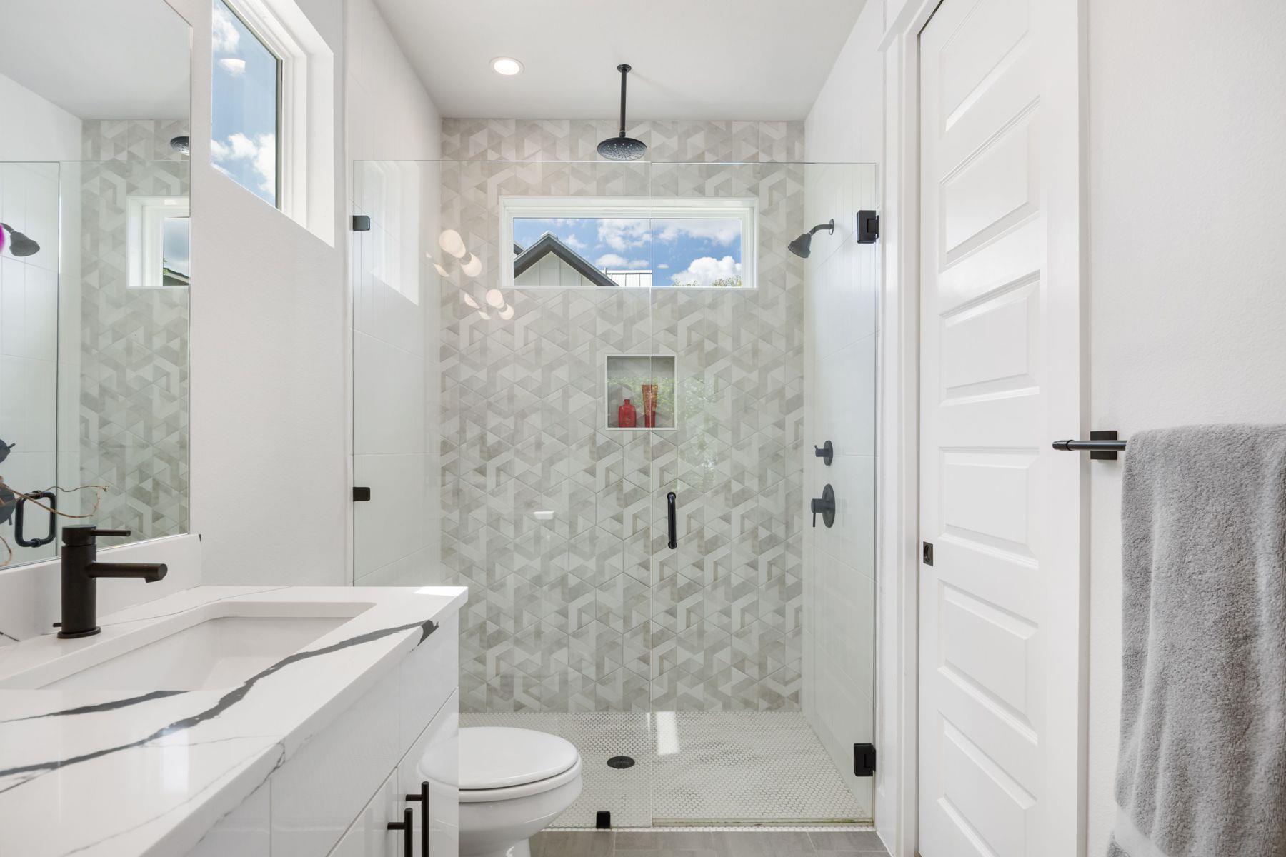 2711 Stacy Ln # 2, Austin, TX 78704