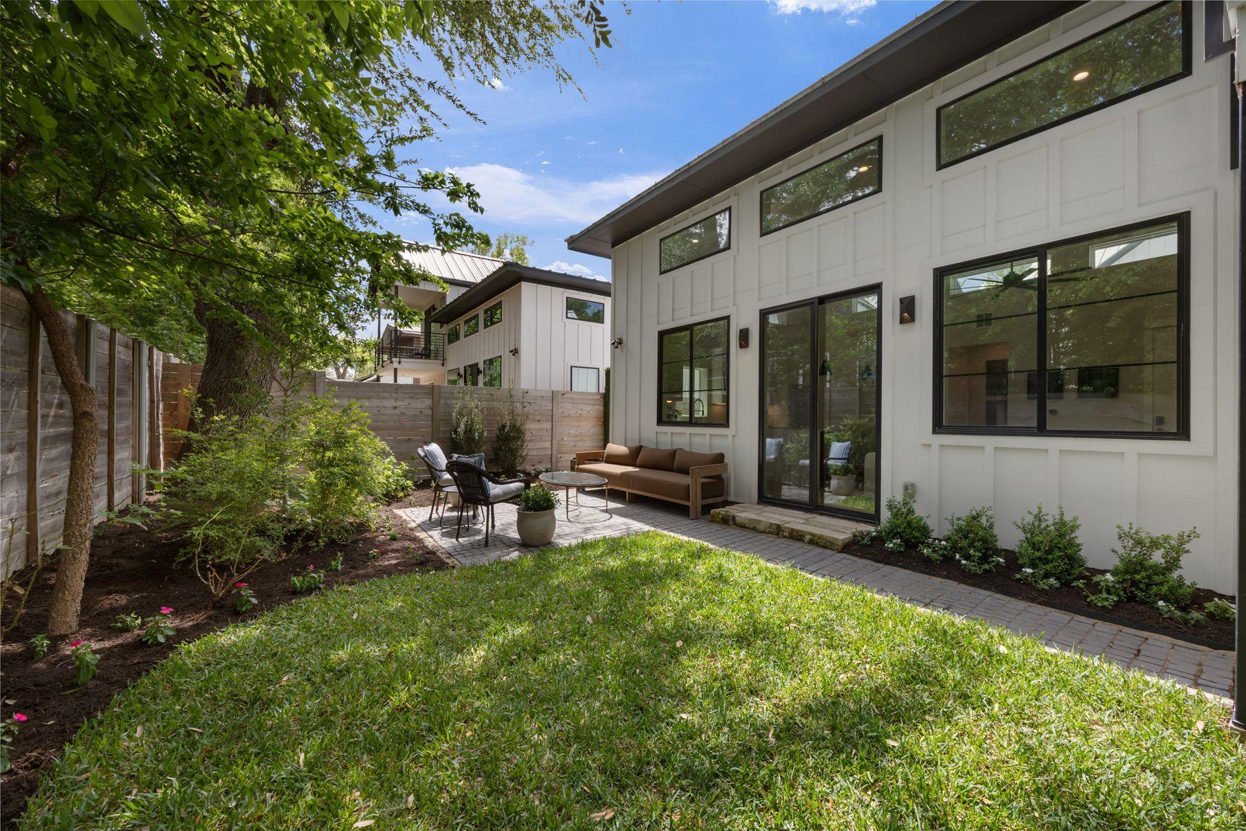 2711 Stacy Ln # 2, Austin, TX 78704