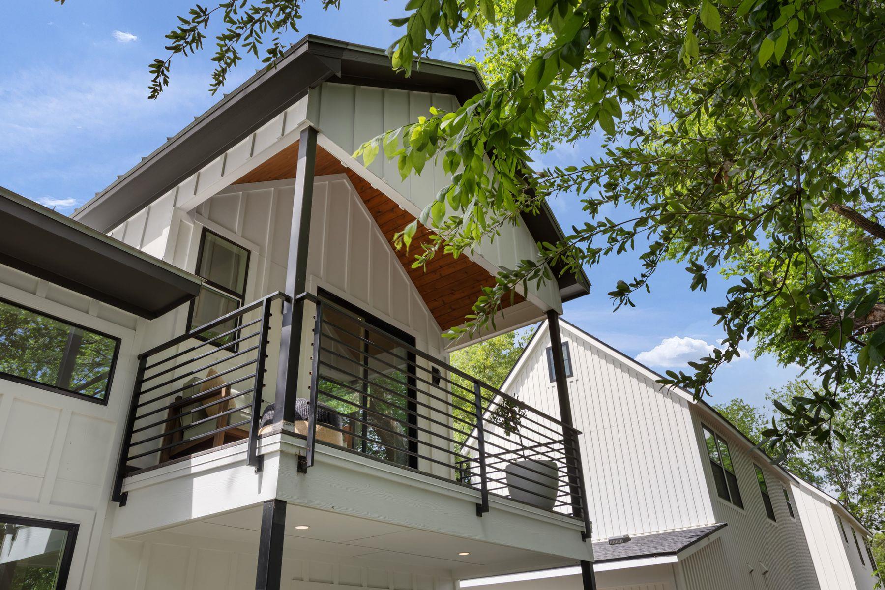 2711 Stacy Ln # 2, Austin, TX 78704