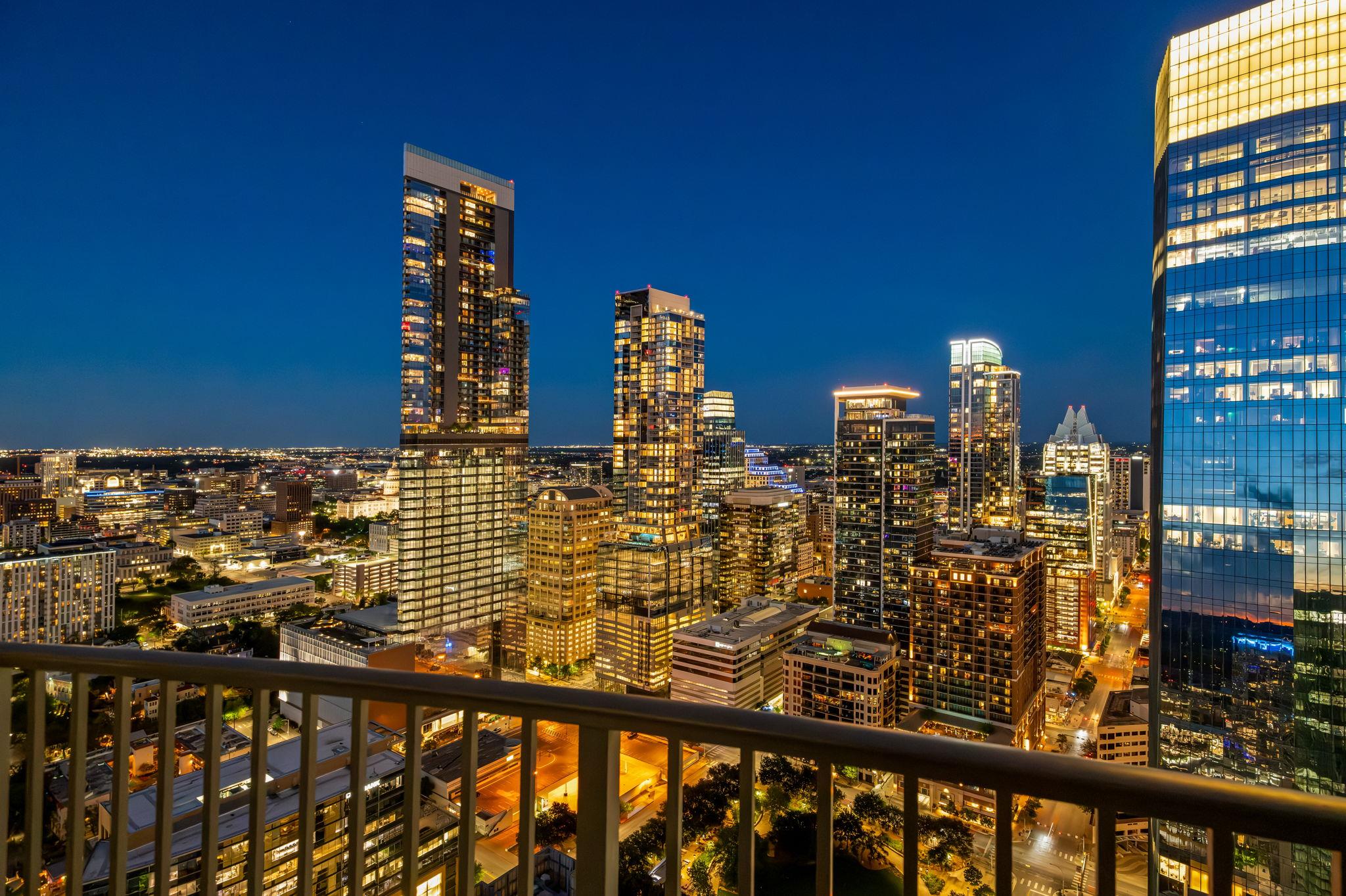 360 Nueces St # 4211, Austin, TX 78701