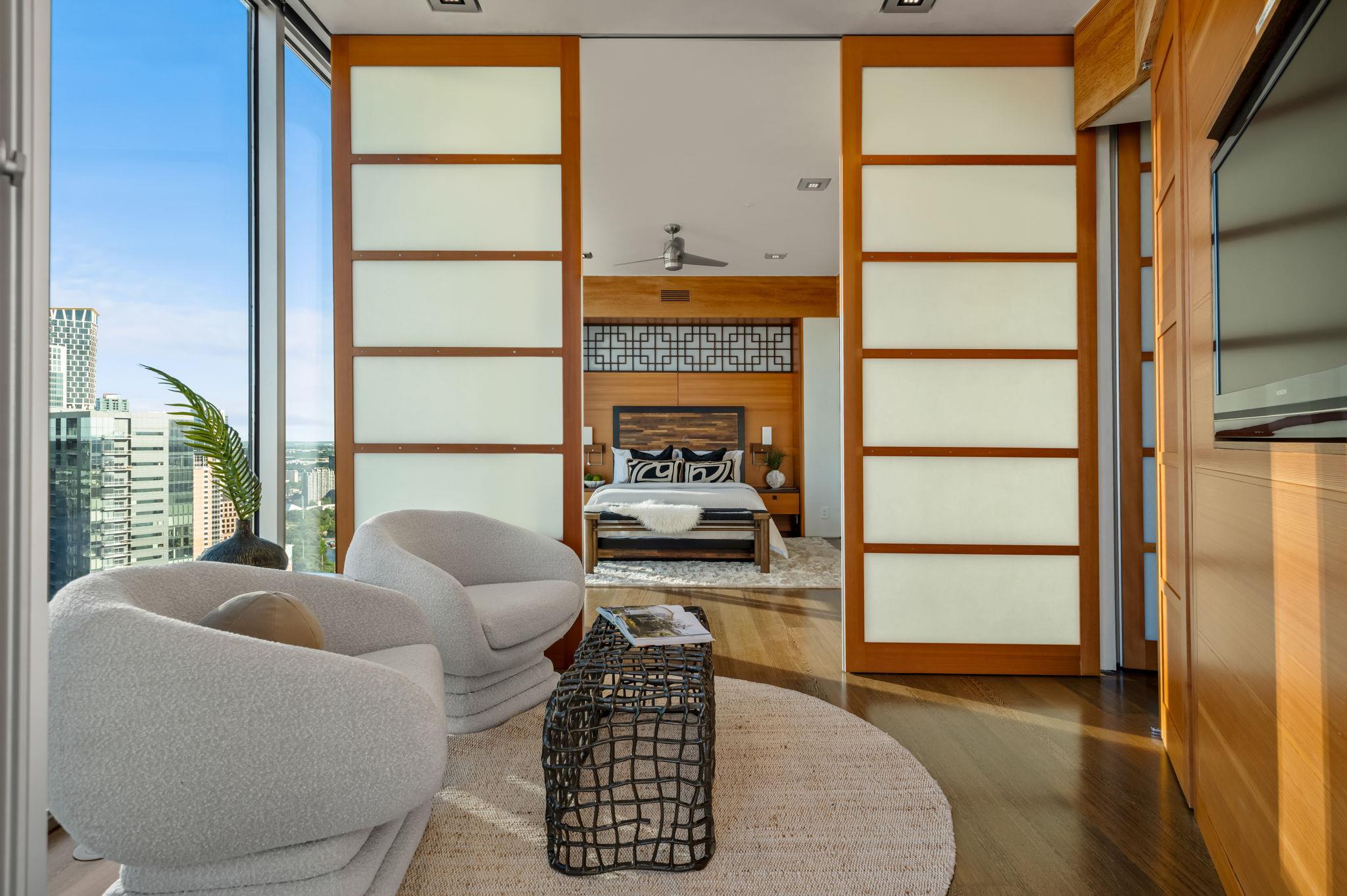 360 Nueces St # 4211, Austin, TX 78701