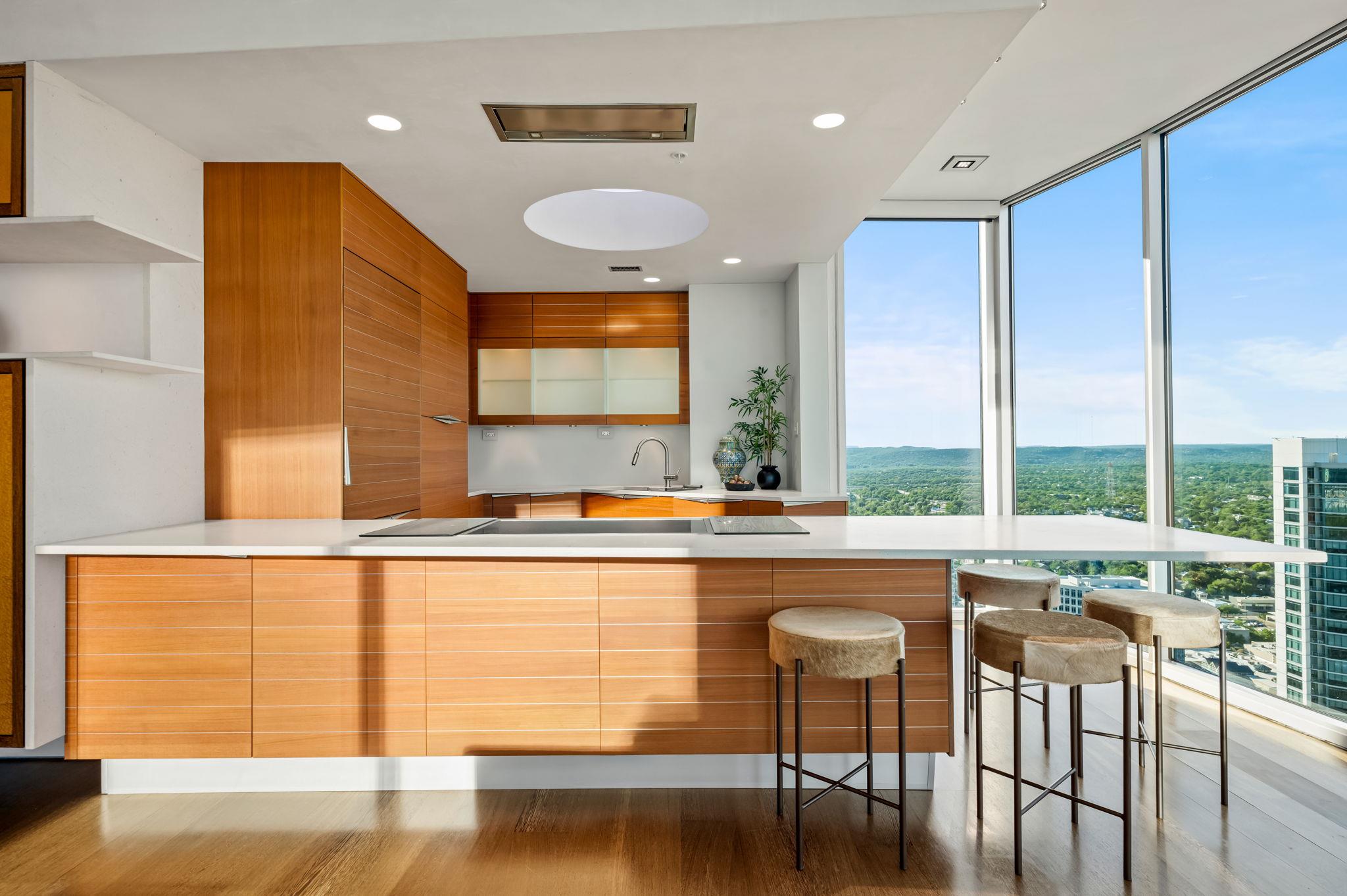 360 Nueces St # 4211, Austin, TX 78701