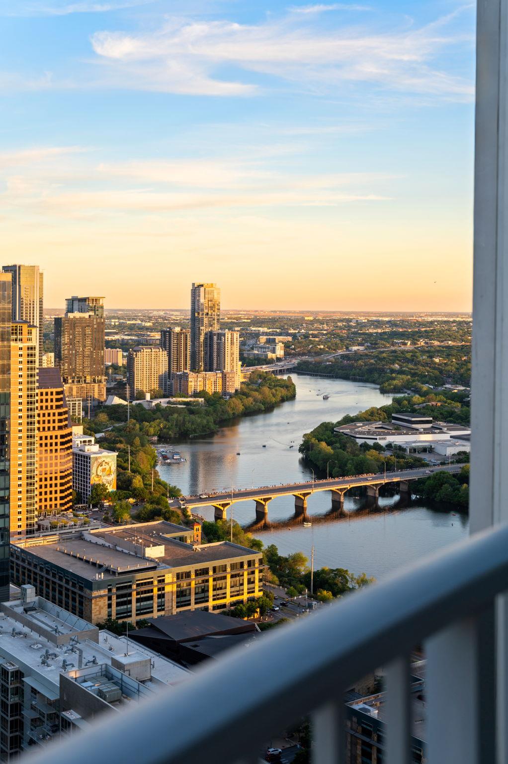 360 Nueces St # 4211, Austin, TX 78701